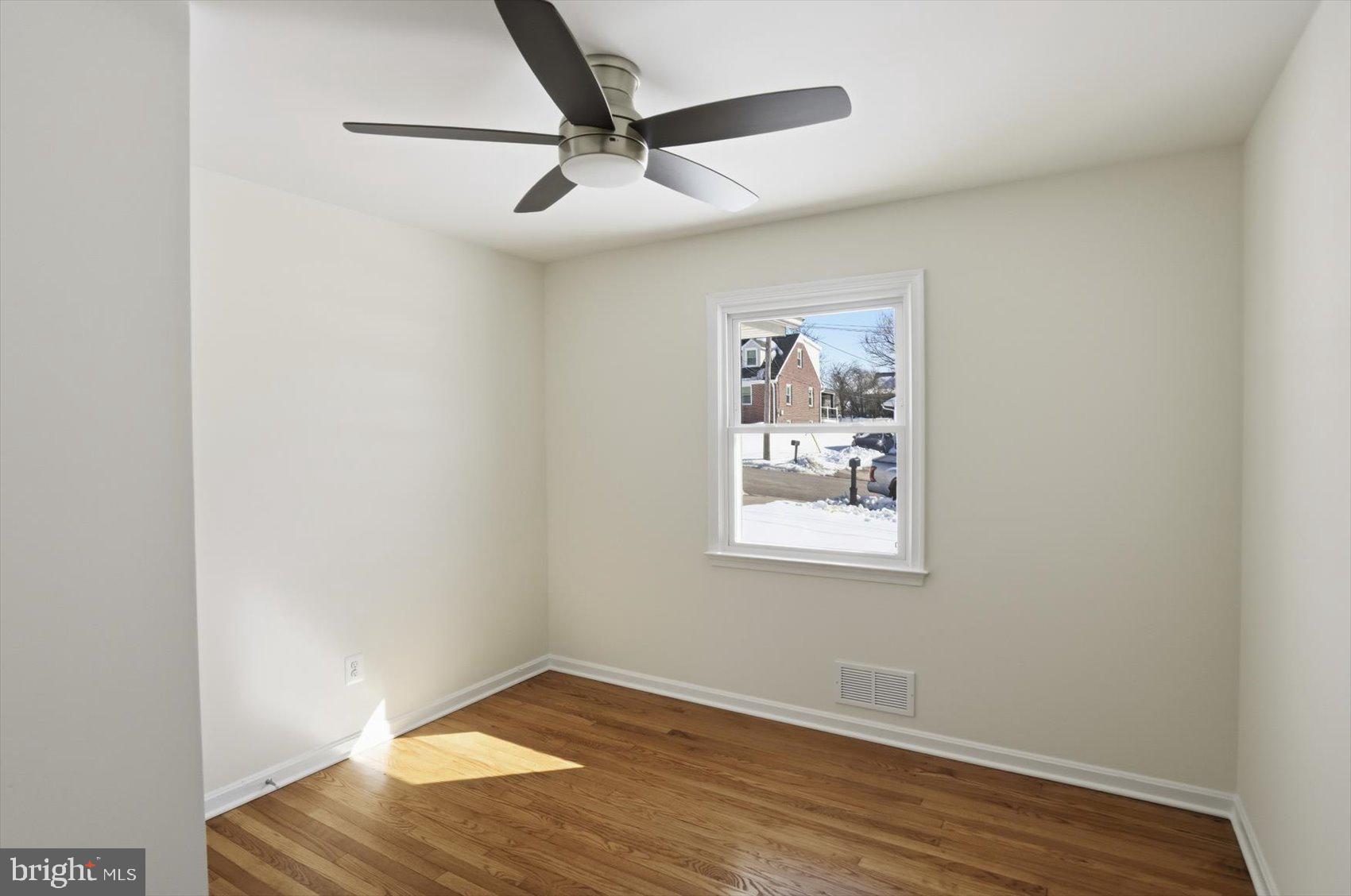 FERNDALE - Residential