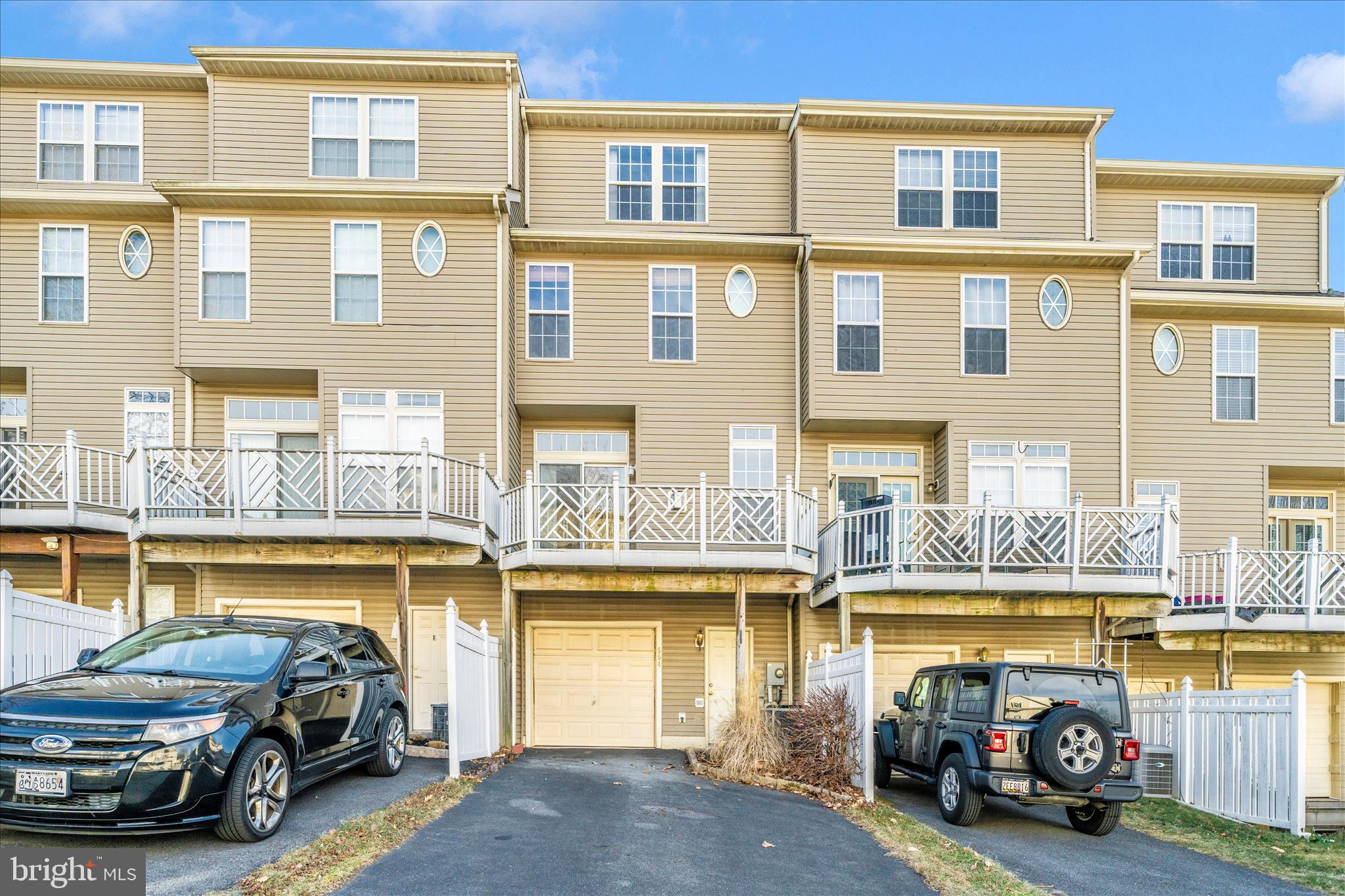 OVERLOOK - Residential