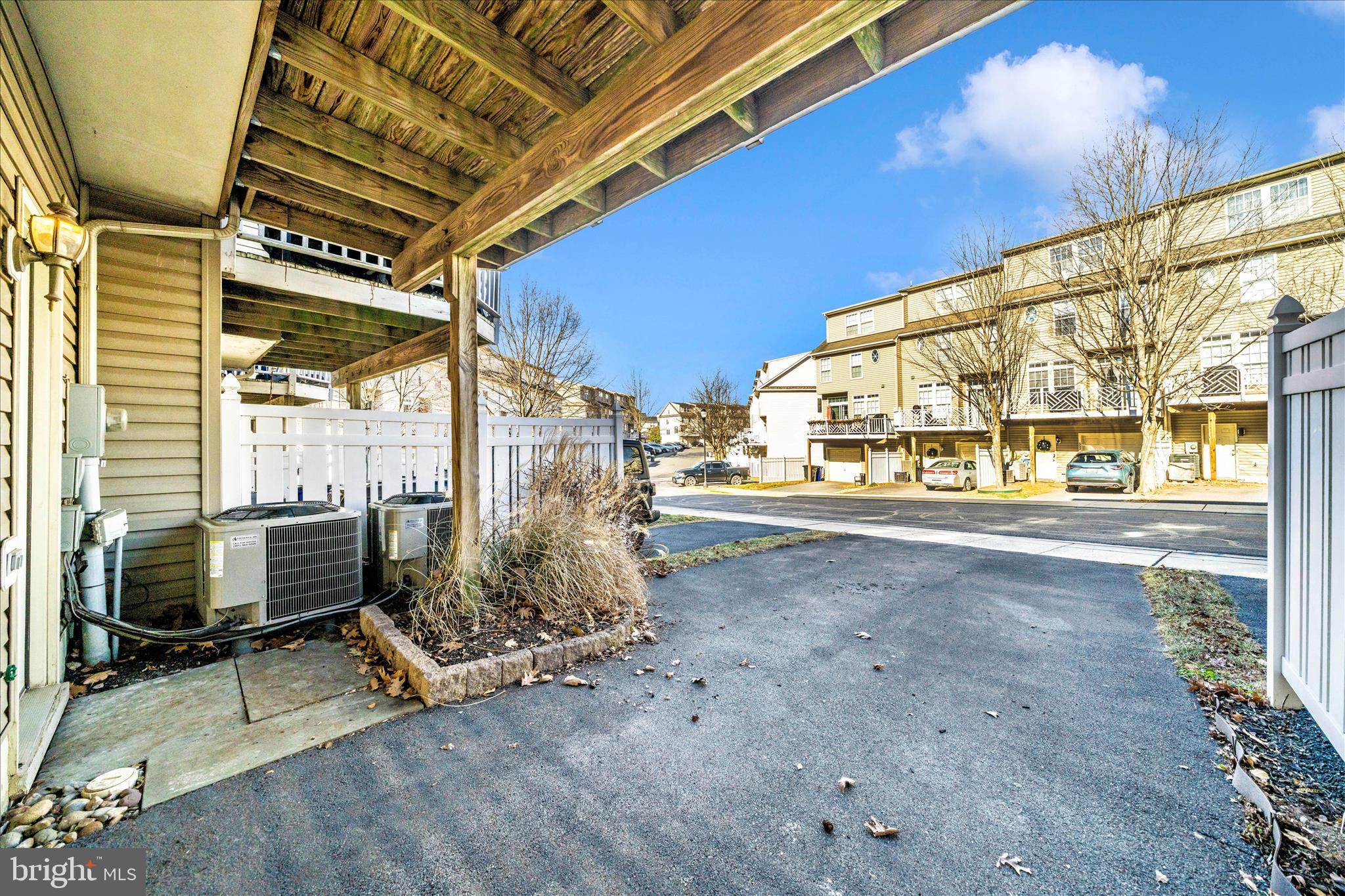 OVERLOOK - Residential