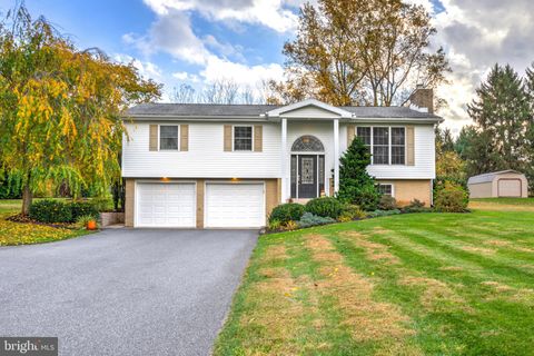 2771 CAMP ROAD MANHEIM PA 17545