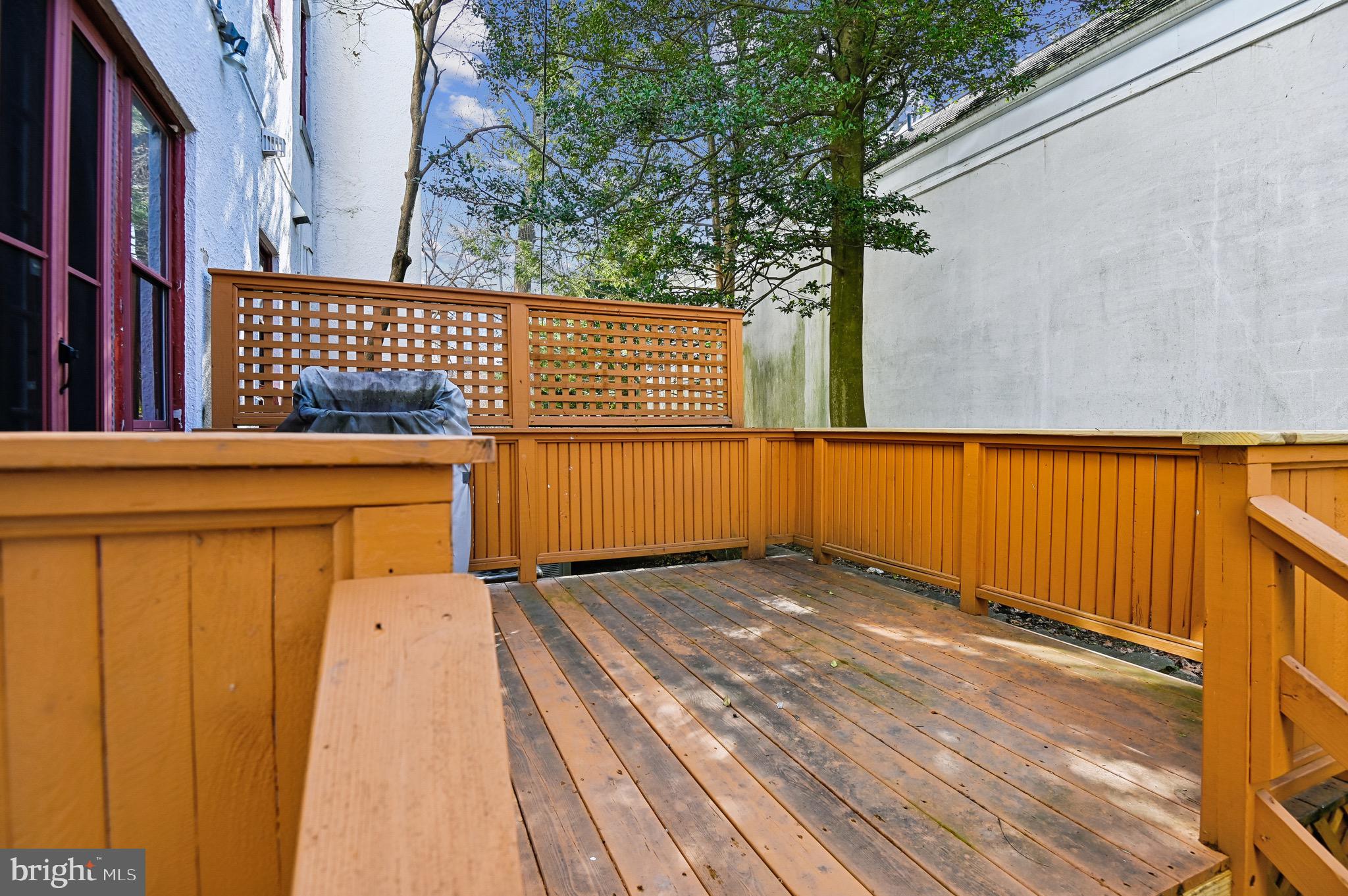 TUSCANY-CANTERBURY - Residential