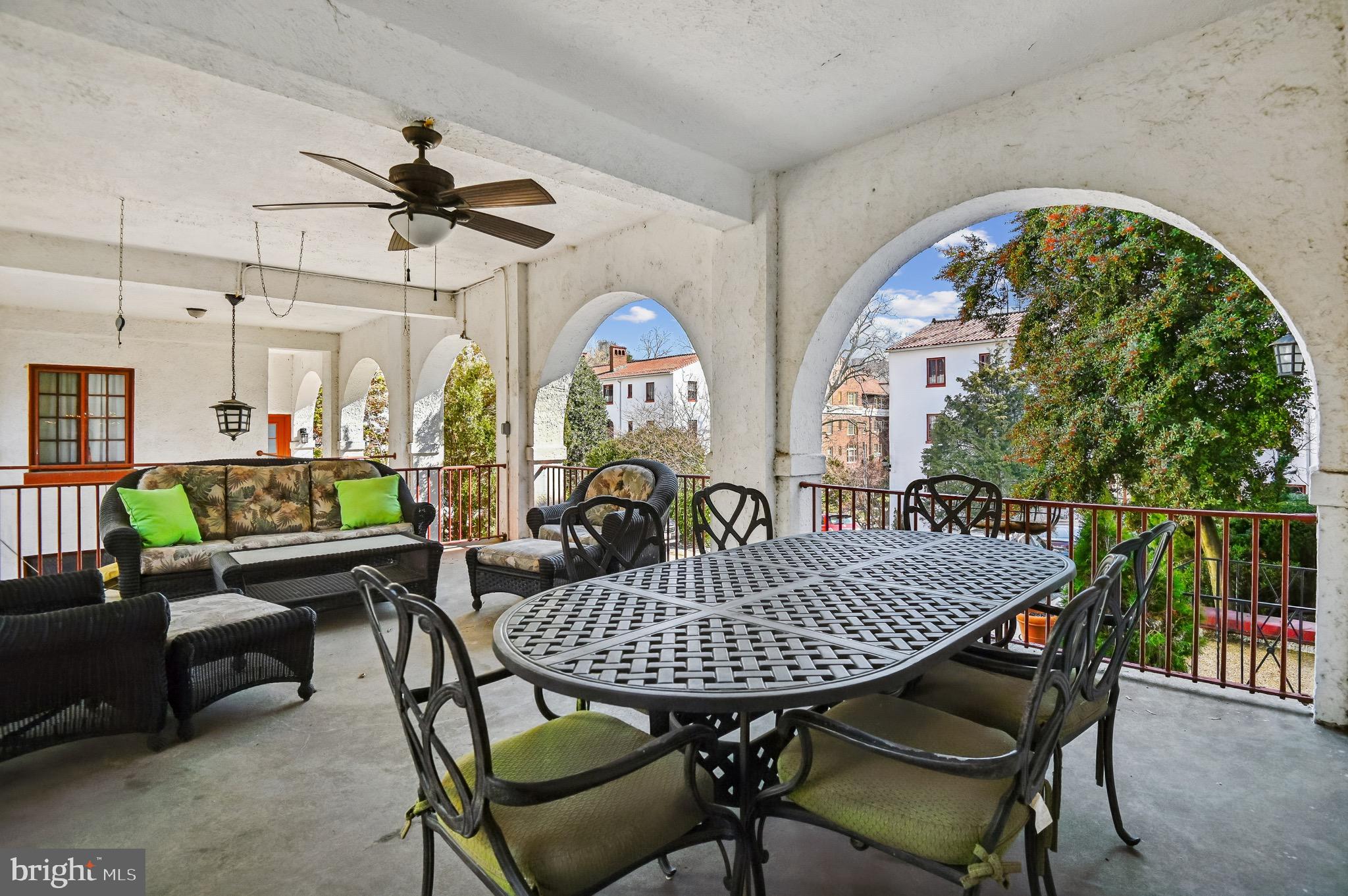 TUSCANY-CANTERBURY - Residential