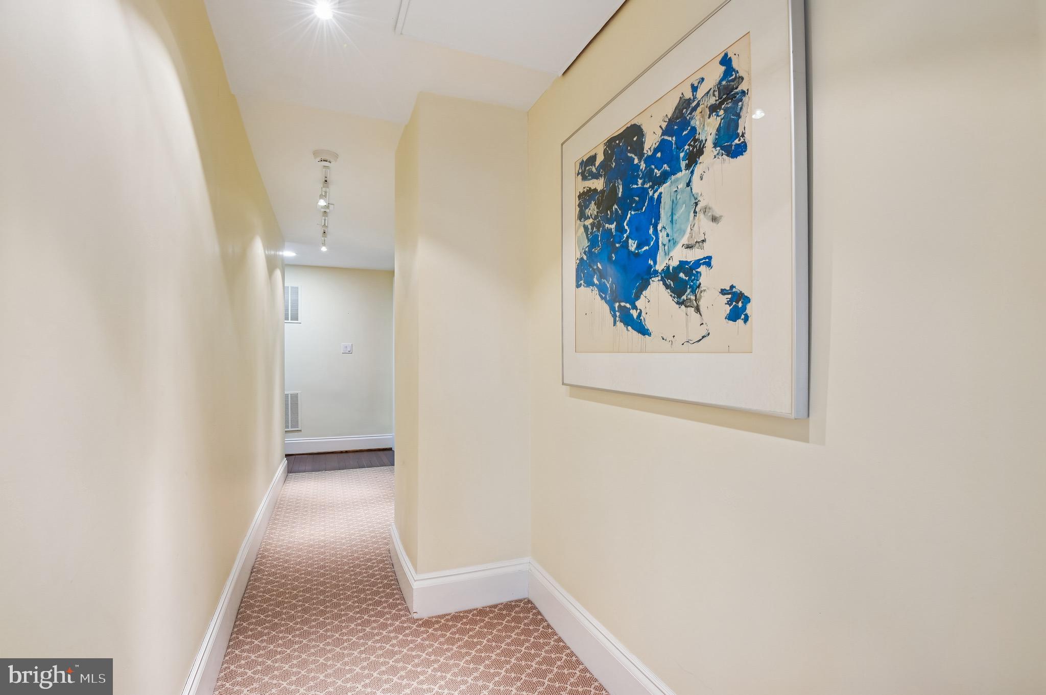 TUSCANY-CANTERBURY - Residential