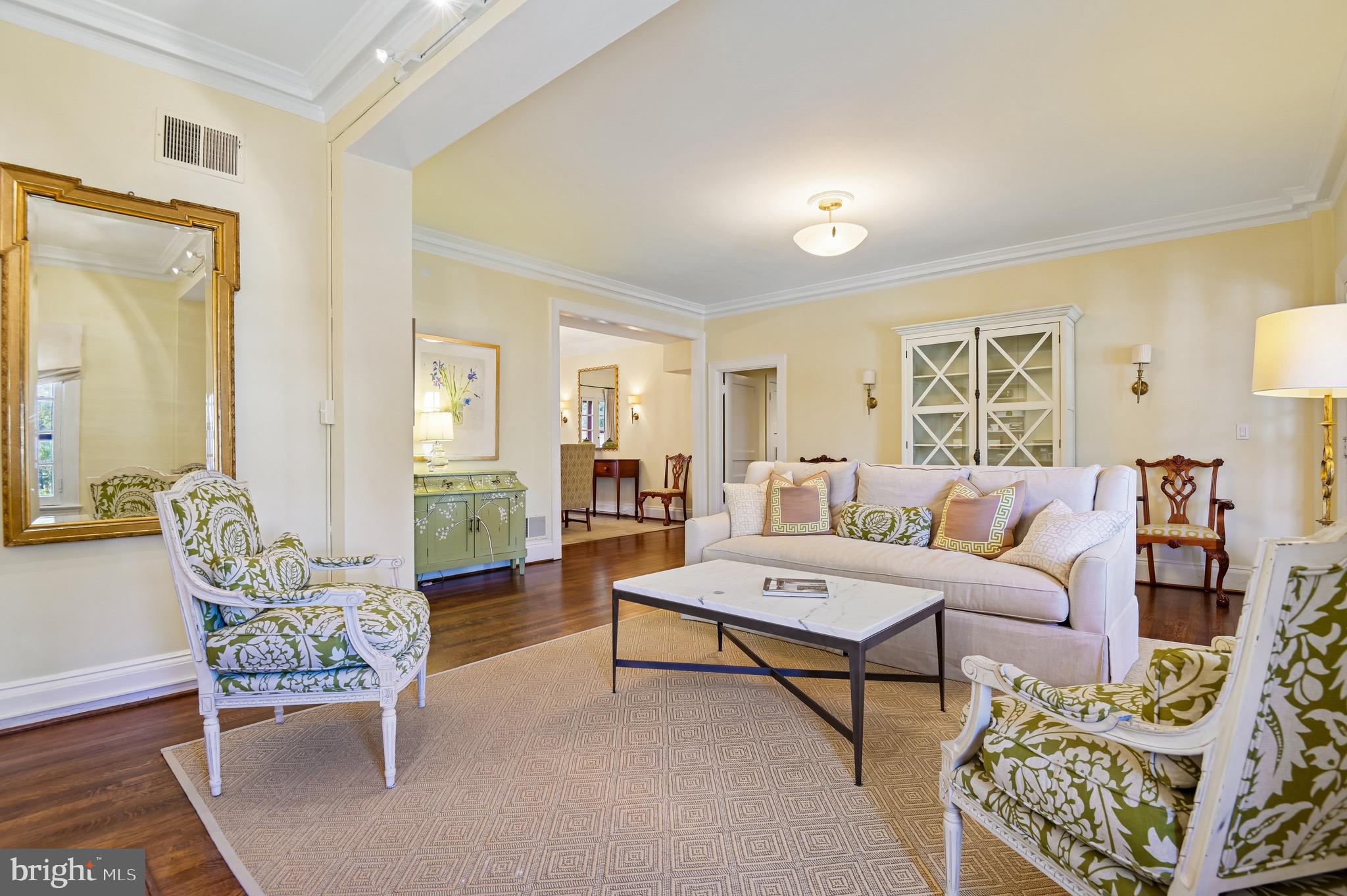 TUSCANY-CANTERBURY - Residential