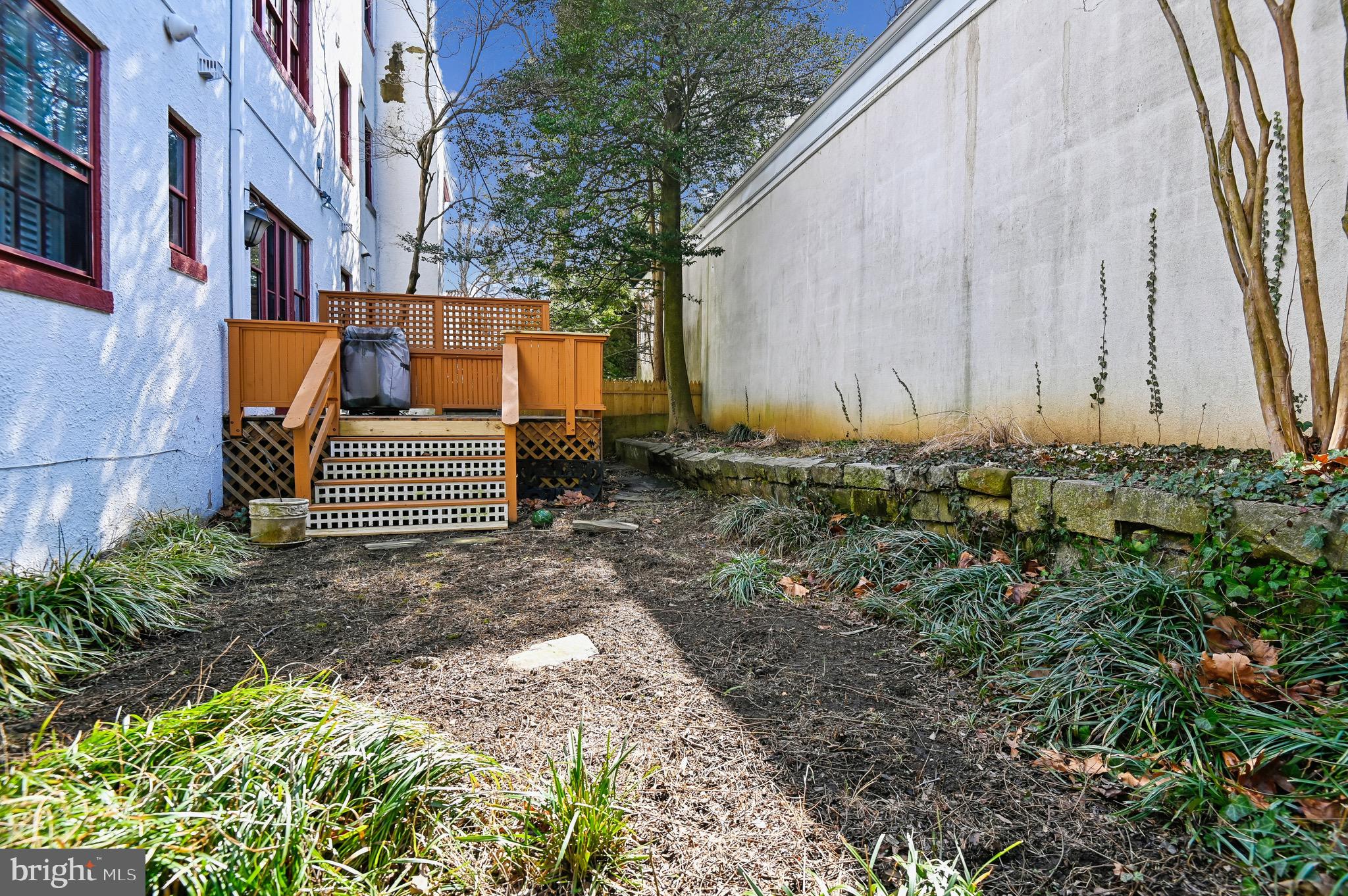 TUSCANY-CANTERBURY - Residential