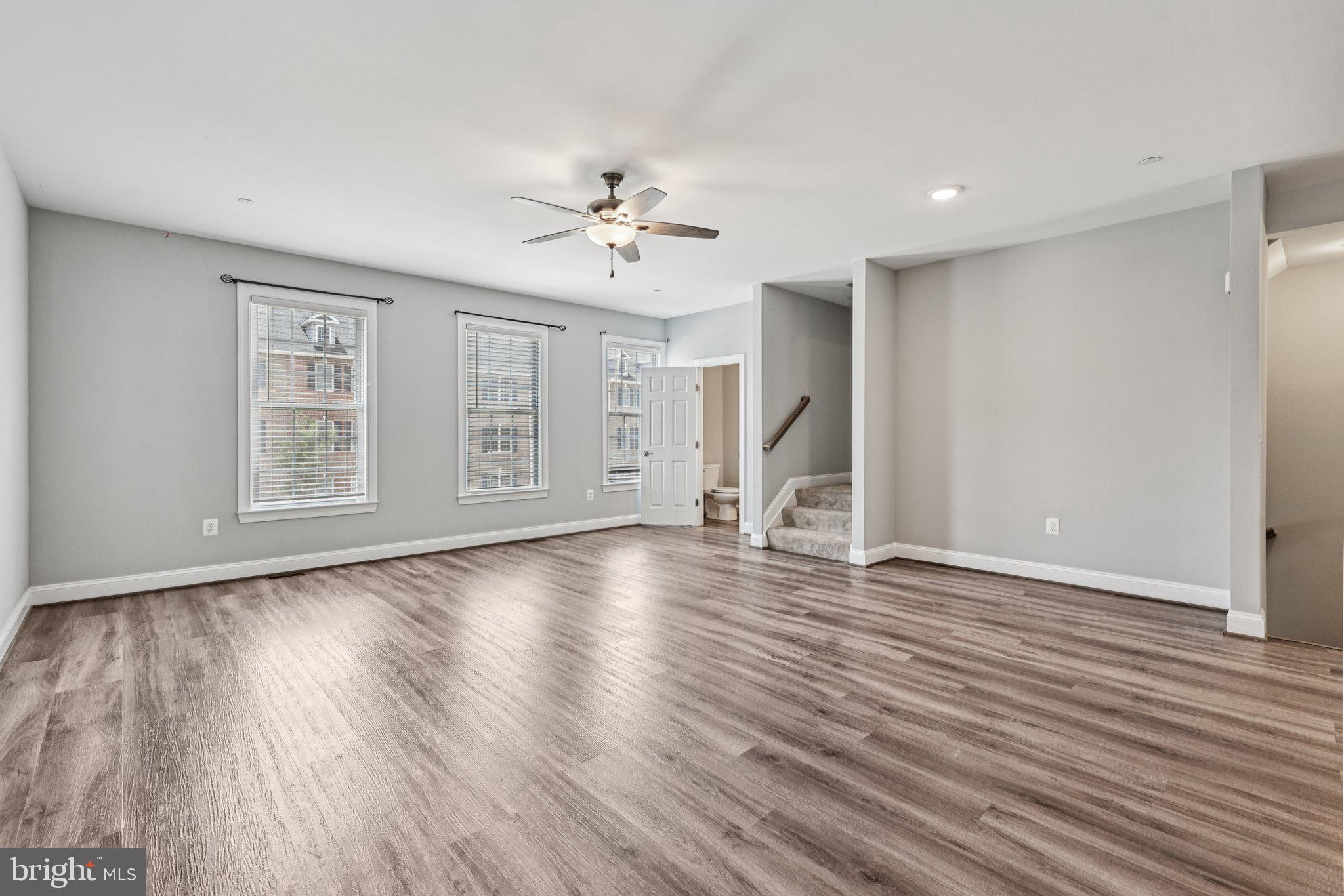 994 RYE DRIVE