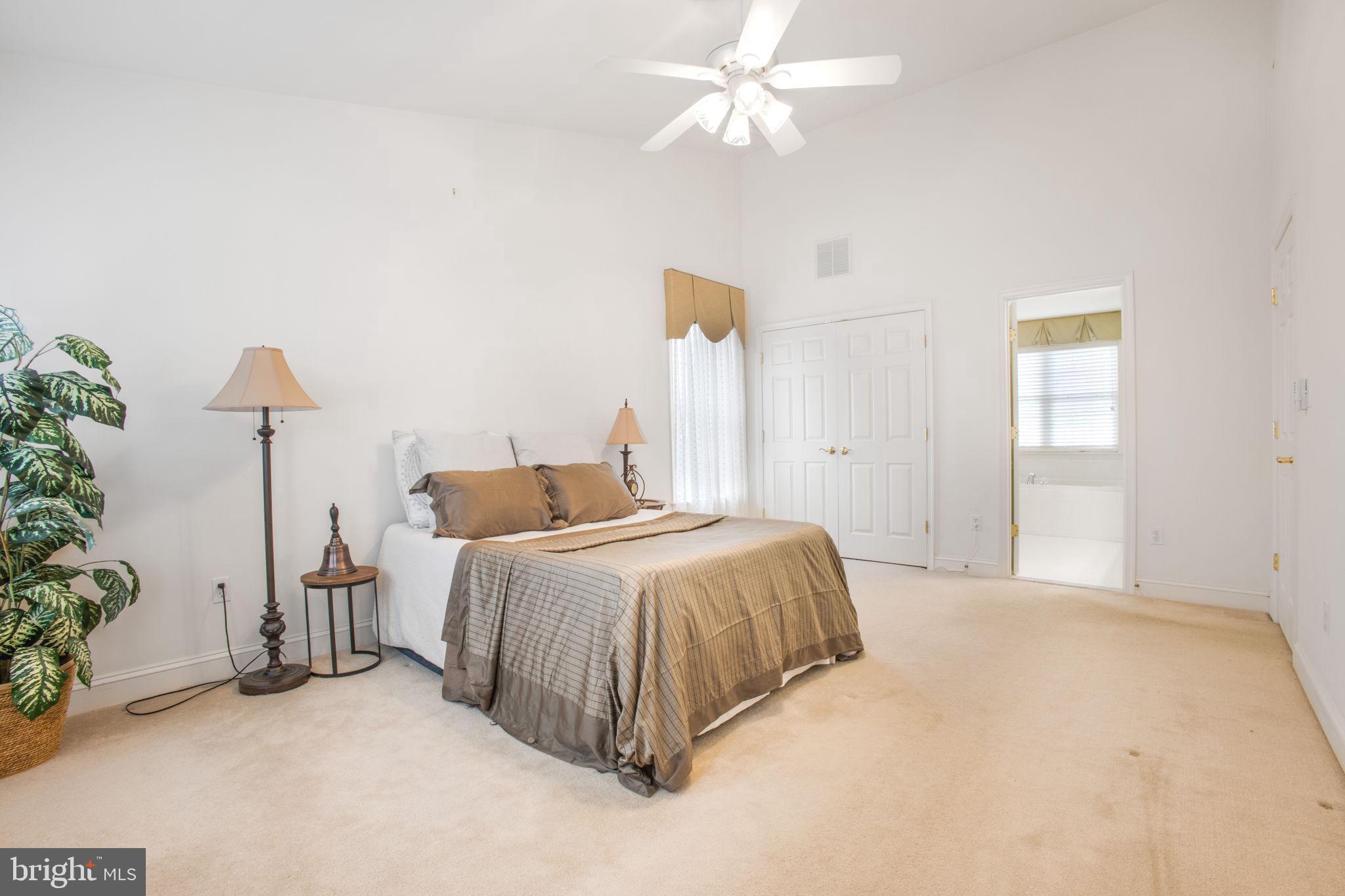 CLEMENS CROSSING - Residential