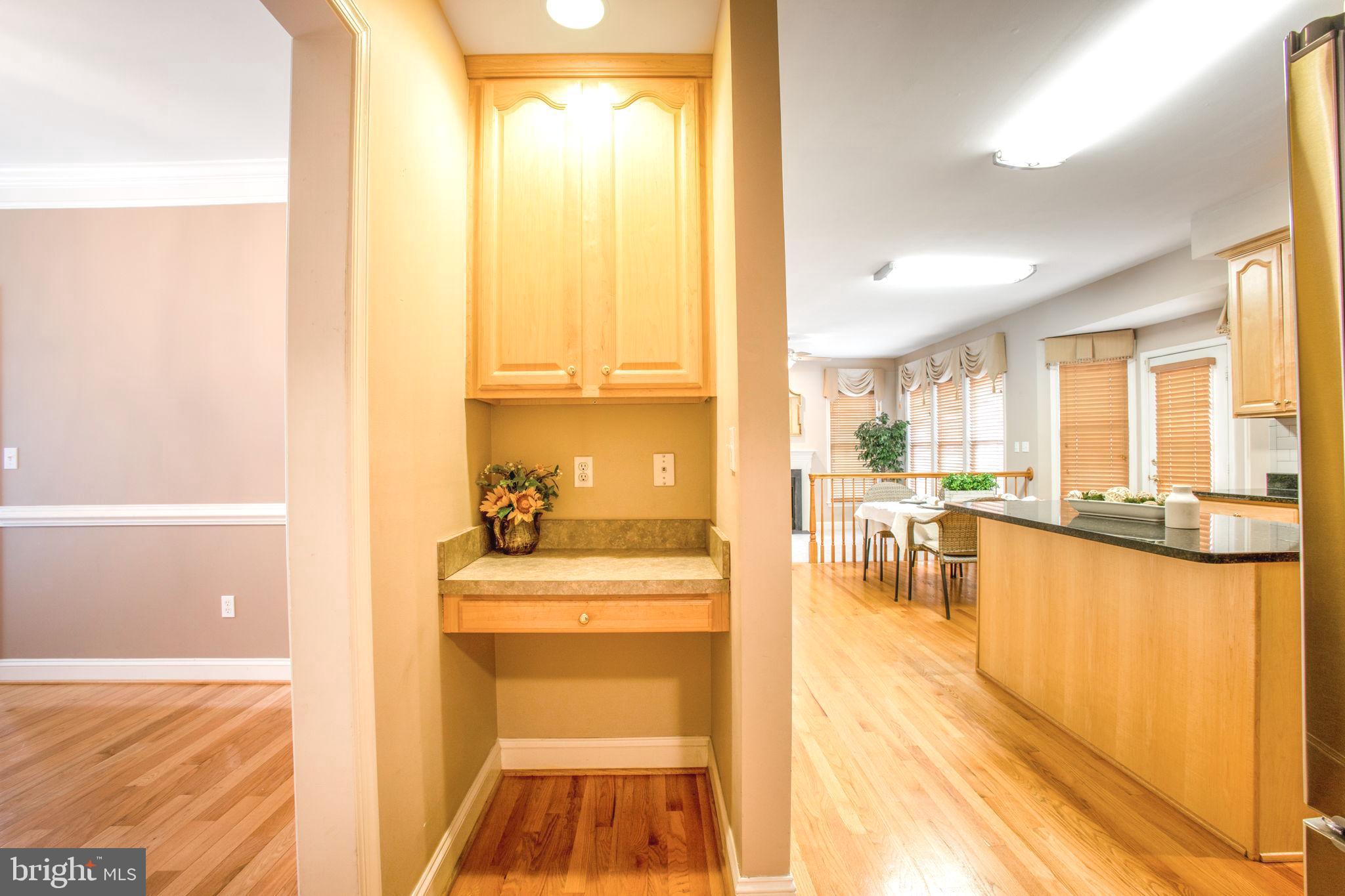 CLEMENS CROSSING - Residential