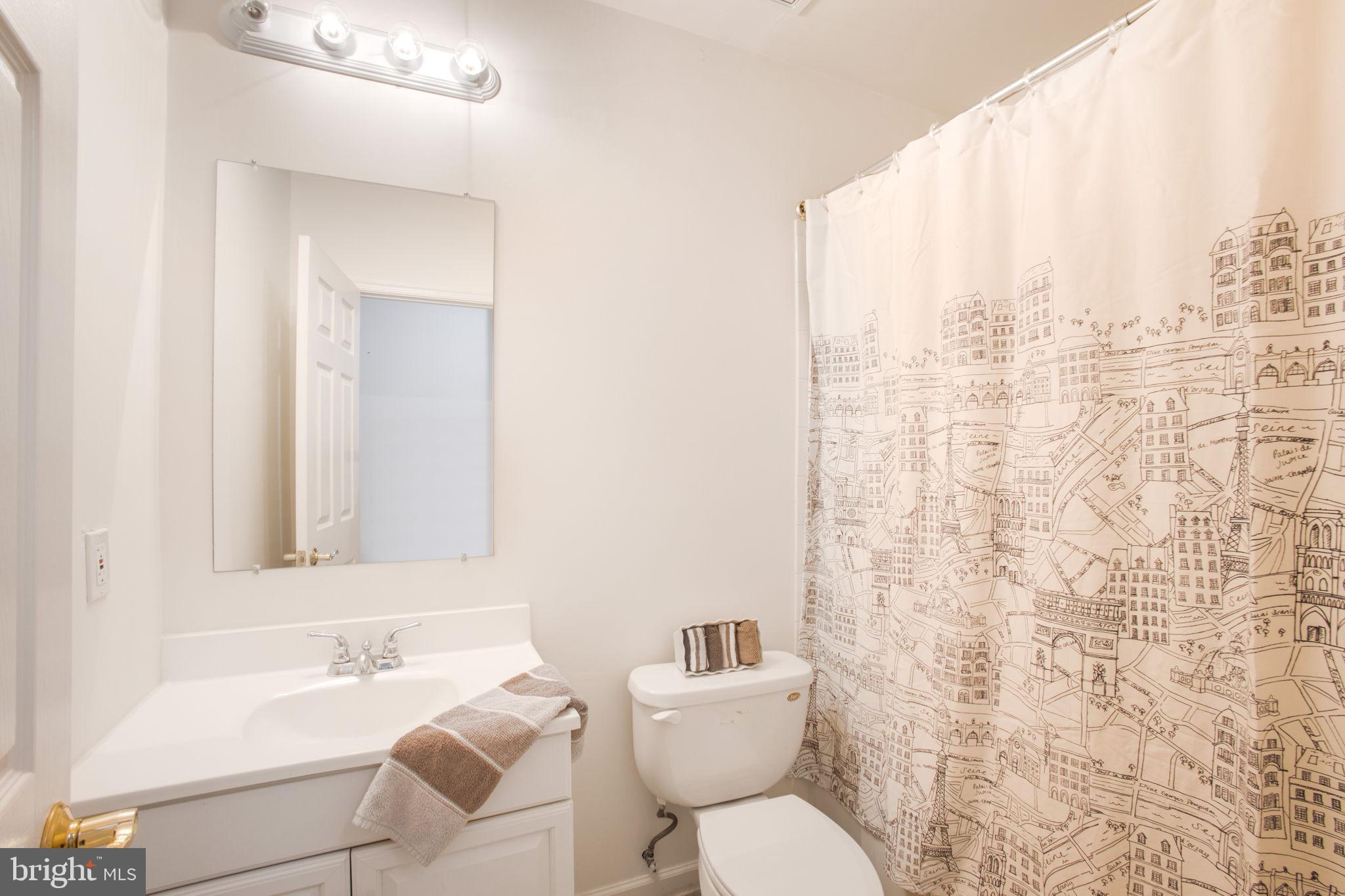 CLEMENS CROSSING - Residential