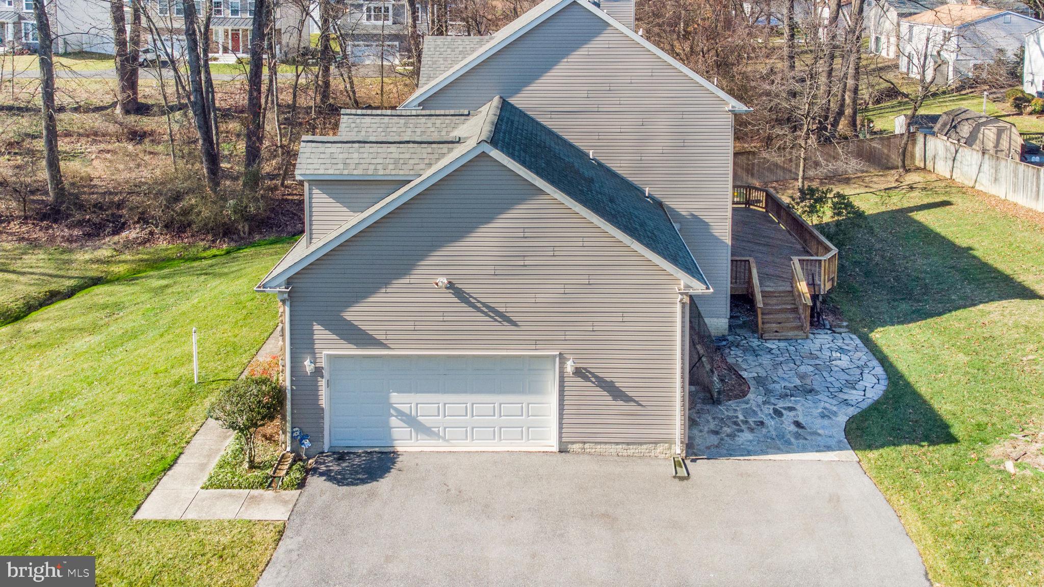 CLEMENS CROSSING - Residential