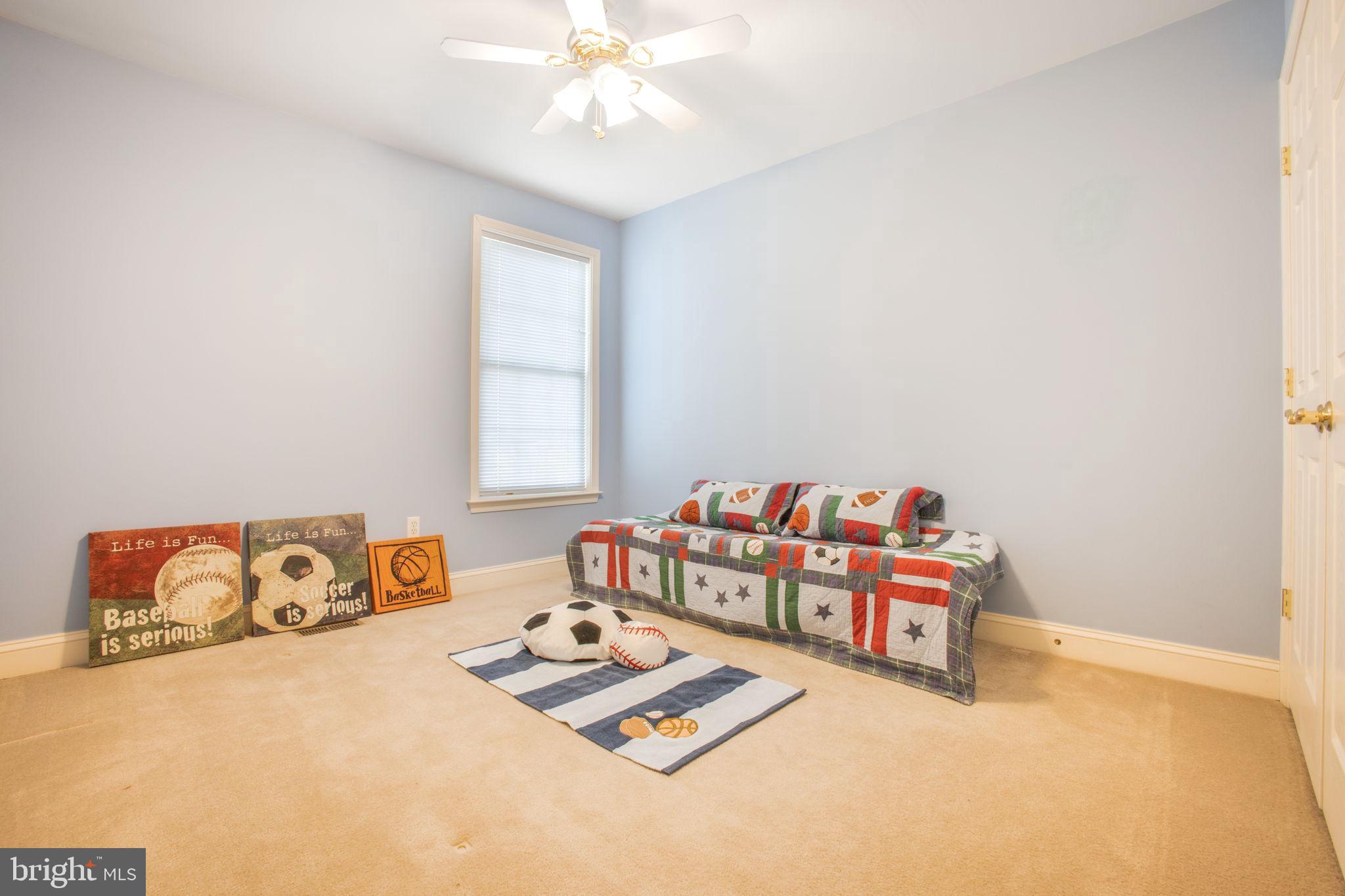 CLEMENS CROSSING - Residential