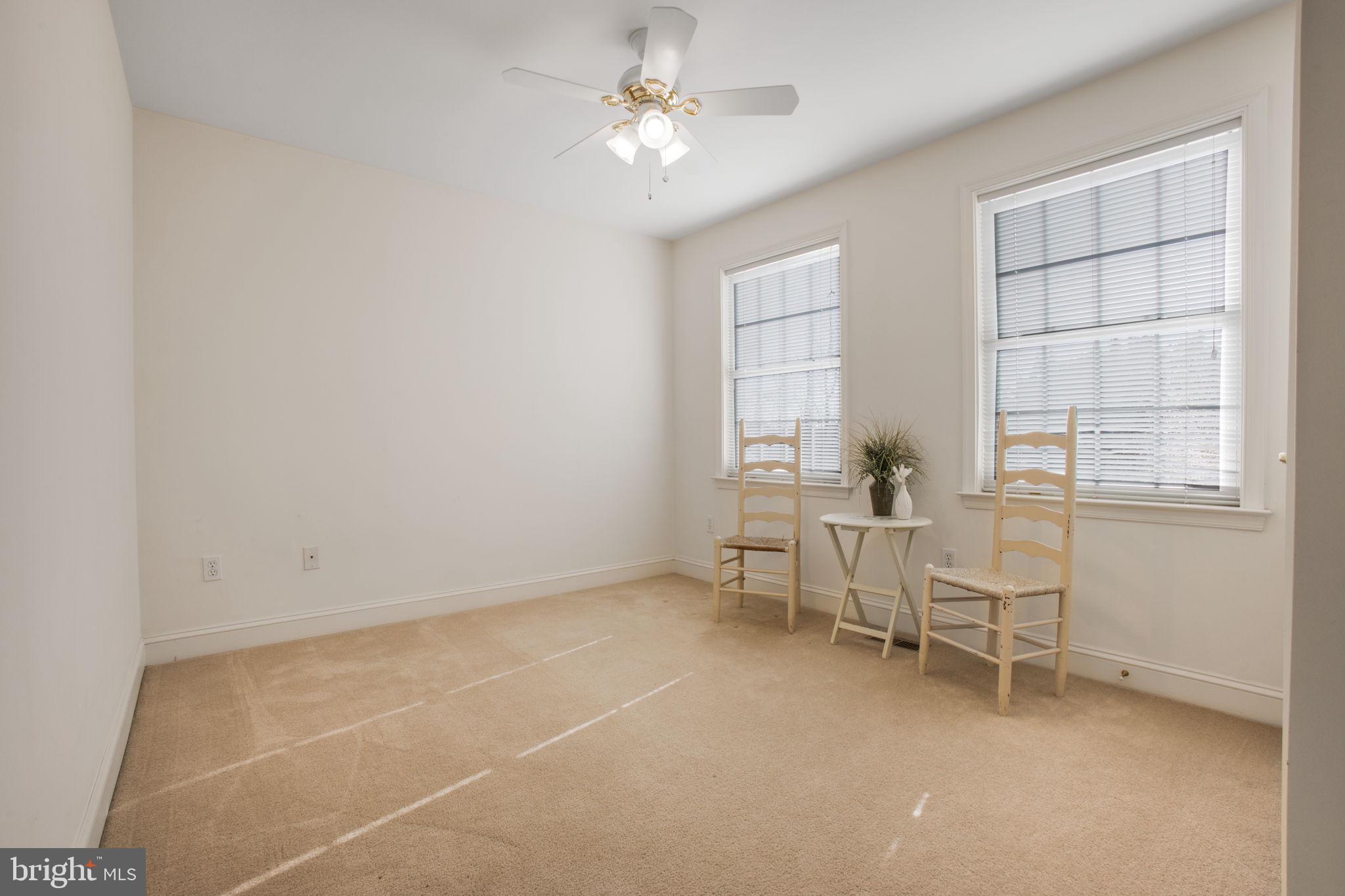 CLEMENS CROSSING - Residential