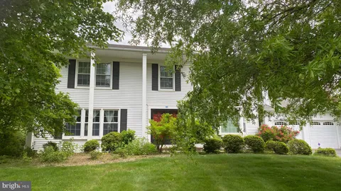 15 Titus Lane, Plainsboro, NJ MLS: NJMX2009408