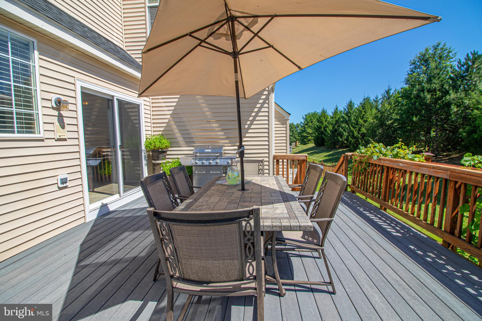 EVERGREEN MEADOWS - Residential