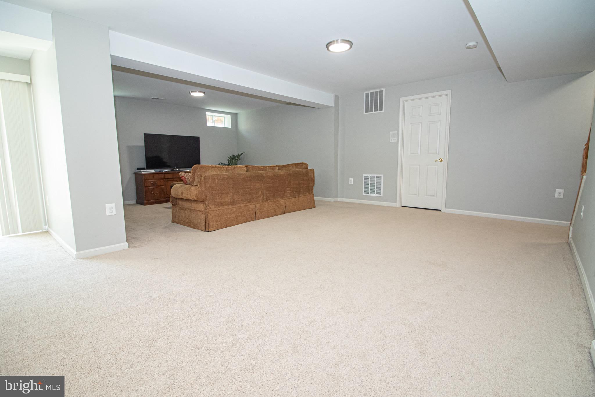 EVERGREEN MEADOWS - Residential