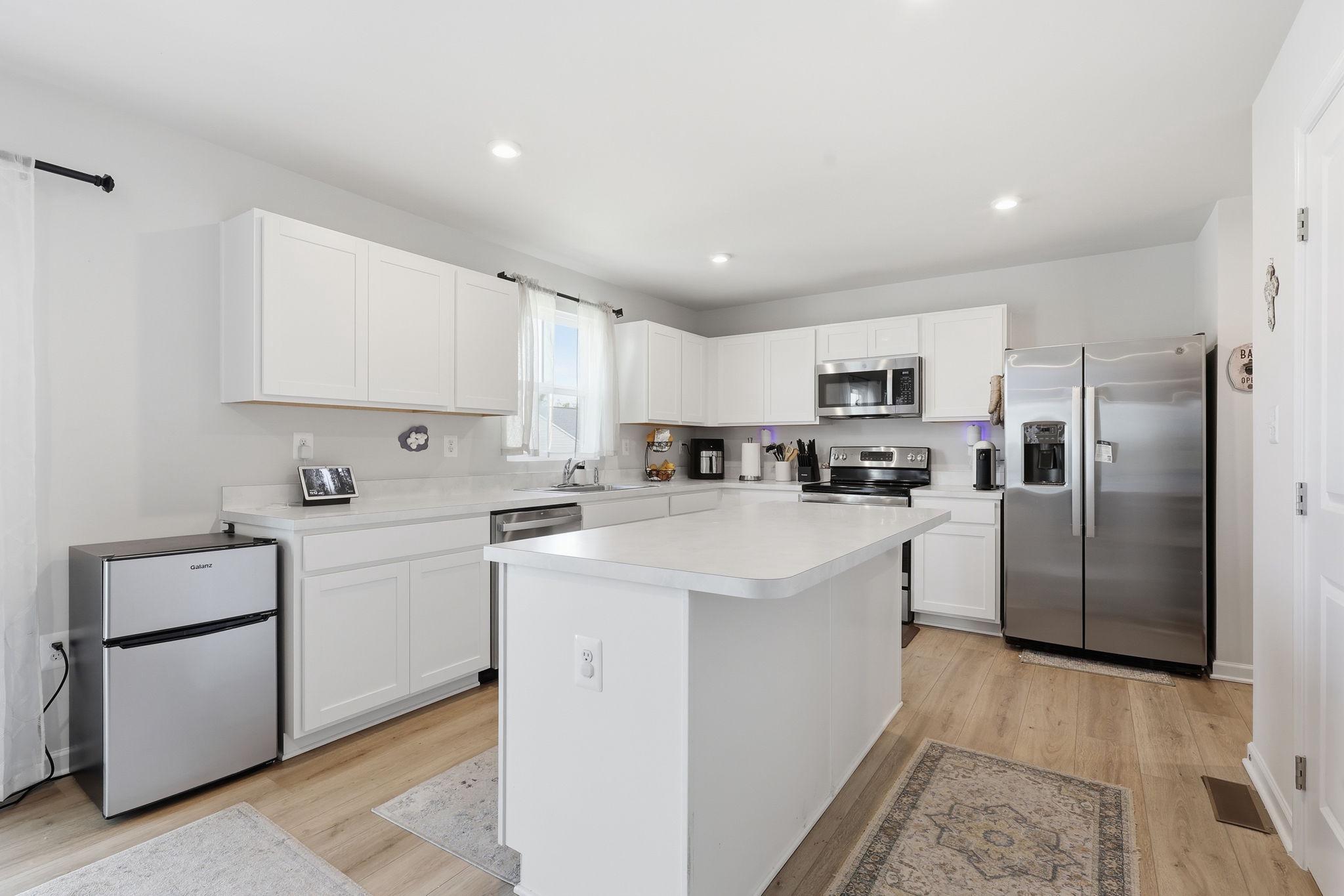 1612 CREEK BOTTOM PLACE