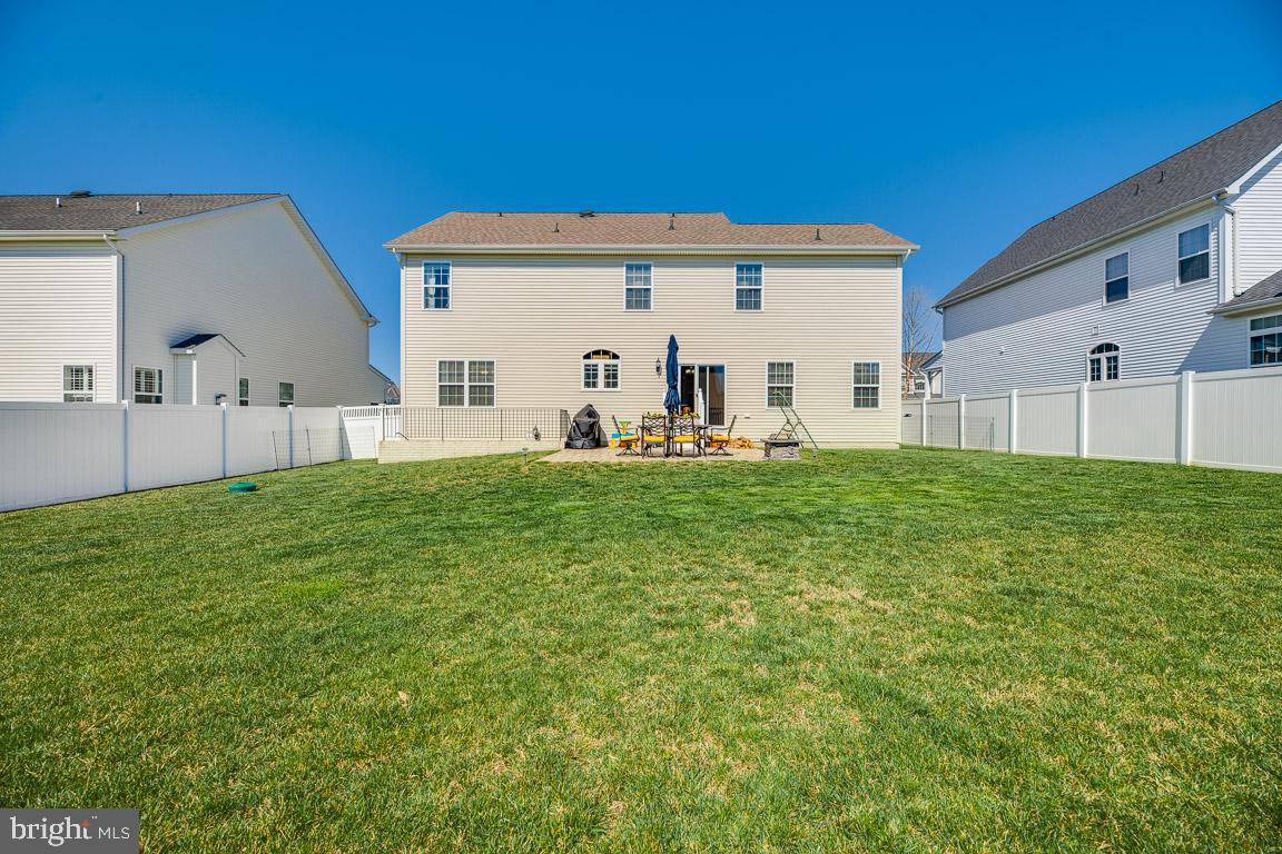 LEONARDS GRANT - Residential