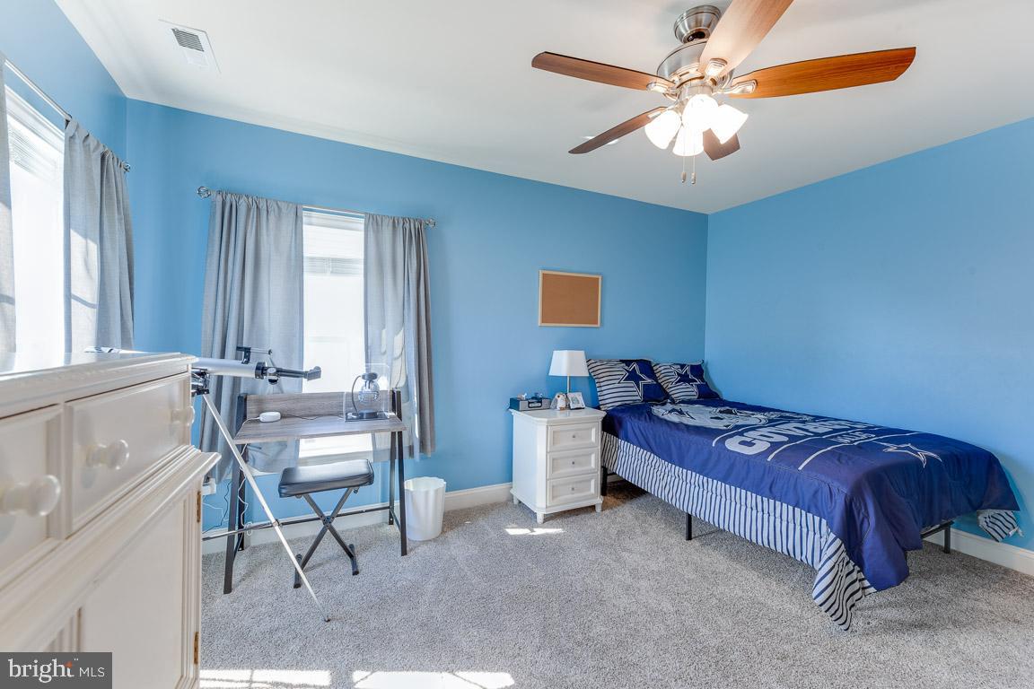 LEONARDS GRANT - Residential