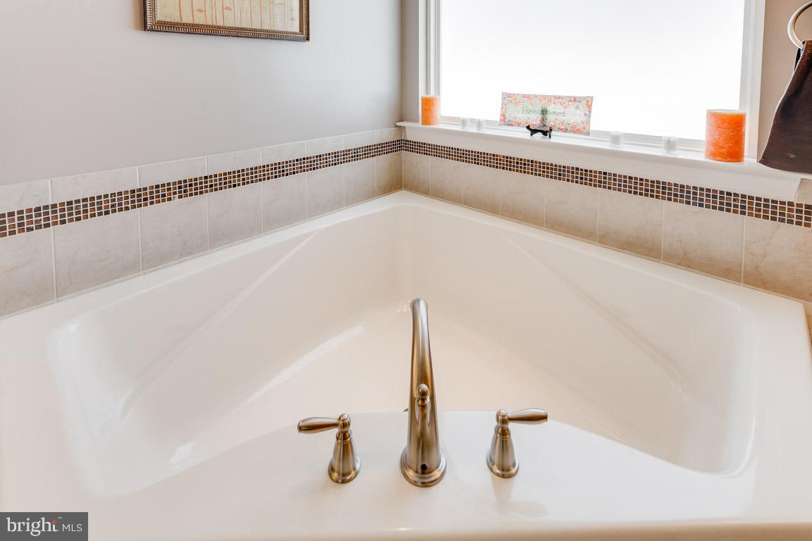 LEONARDS GRANT - Residential