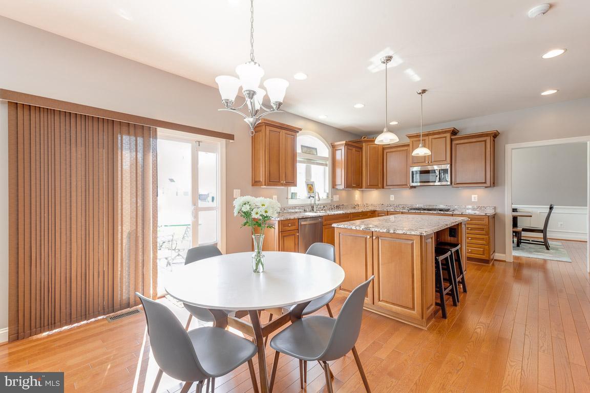 LEONARDS GRANT - Residential