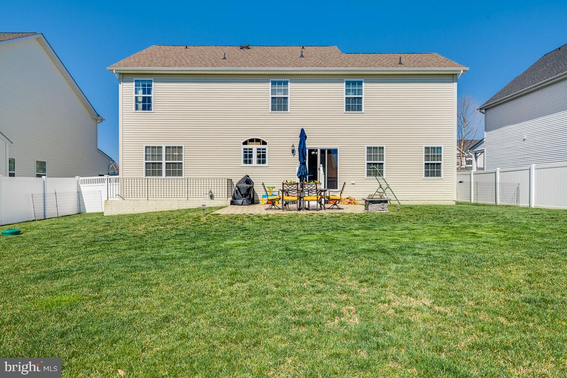 LEONARDS GRANT - Residential