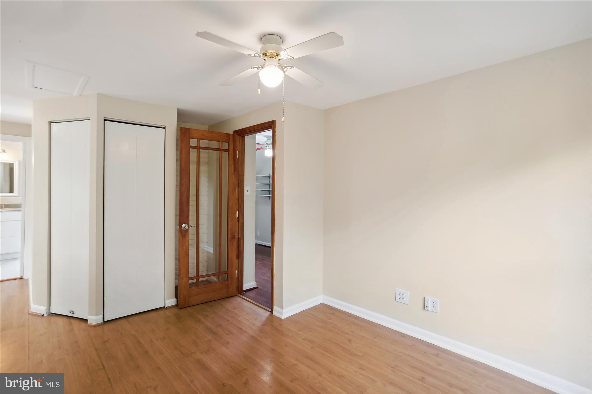 WHEATON  HILLS - Residential