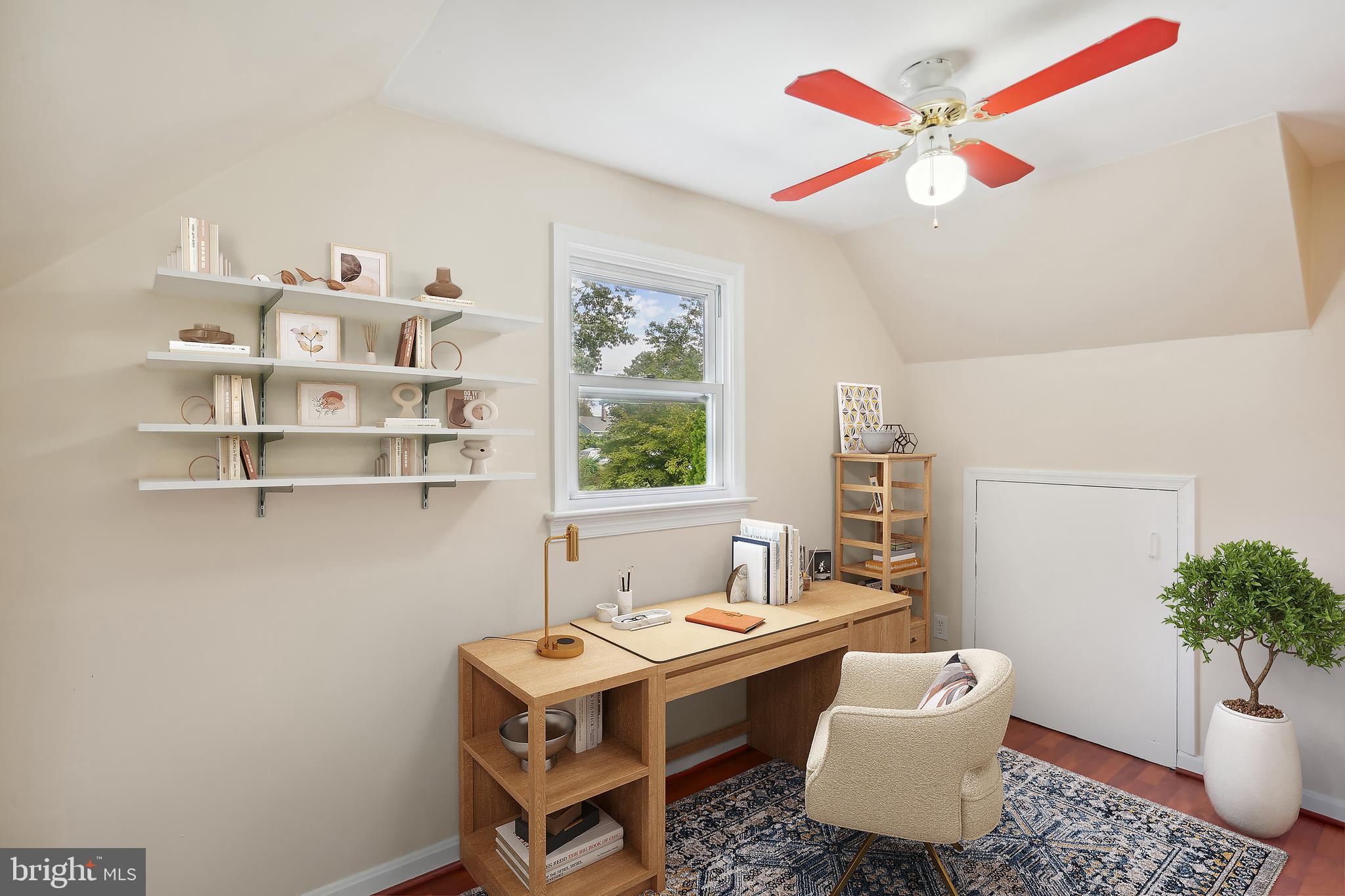 WHEATON  HILLS - Residential