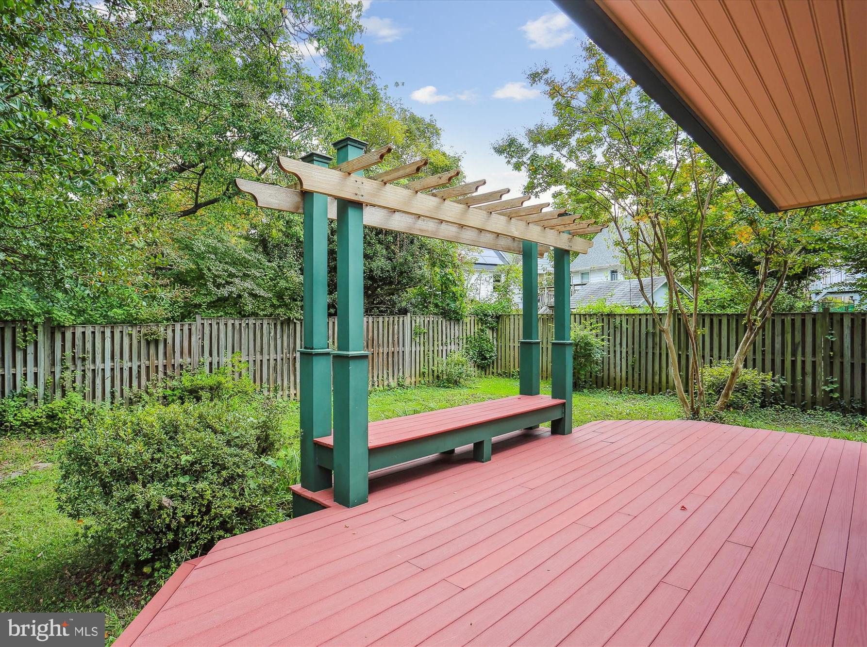 WHEATON  HILLS - Residential