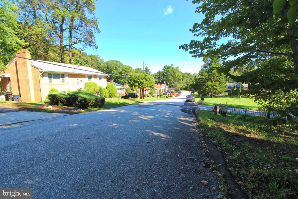 ARDMORE VILLAGE - Land