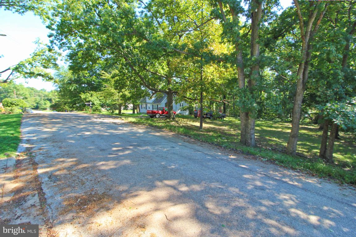 ARDMORE VILLAGE - Land