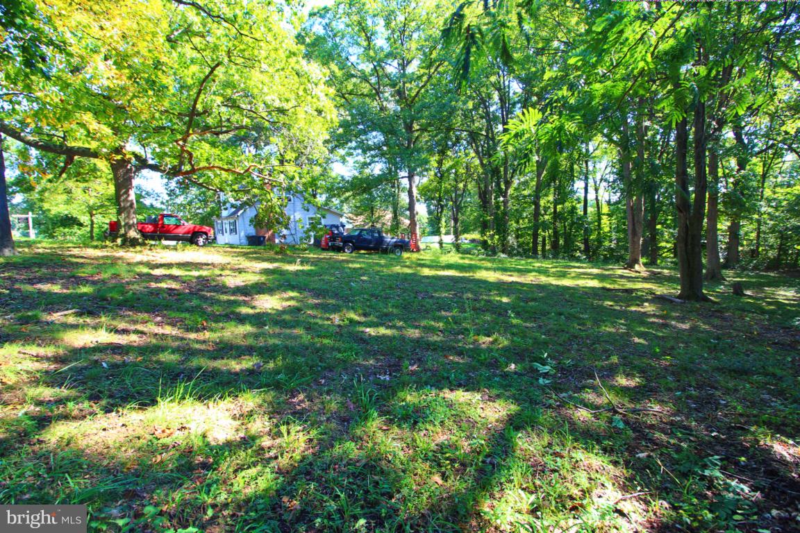 ARDMORE VILLAGE - Land