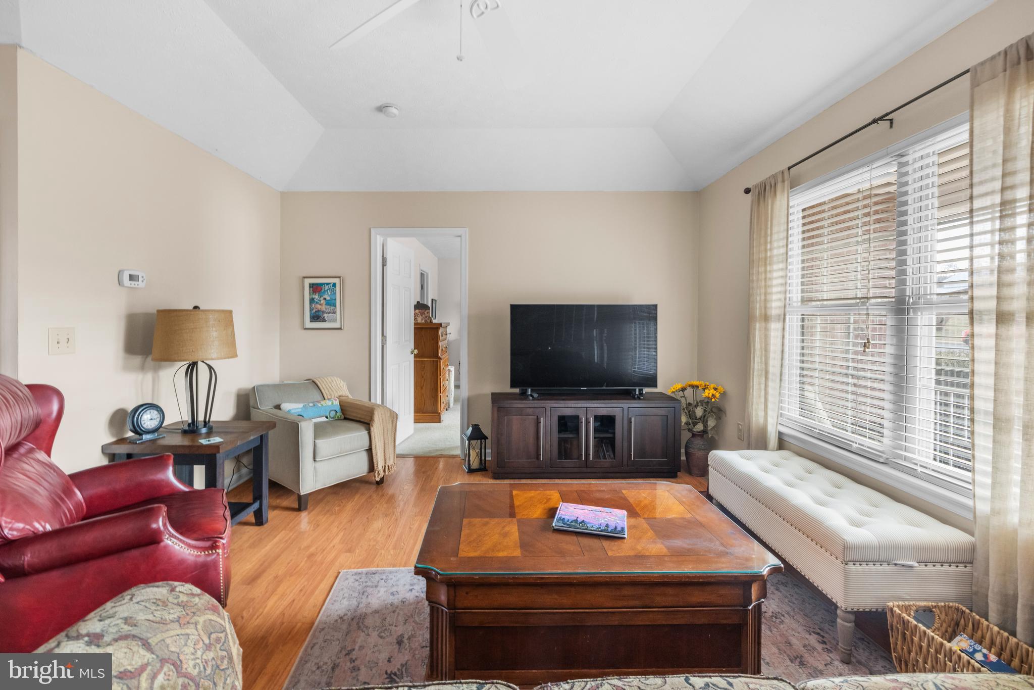 HAPPY CREEK KNOLLS - Residential