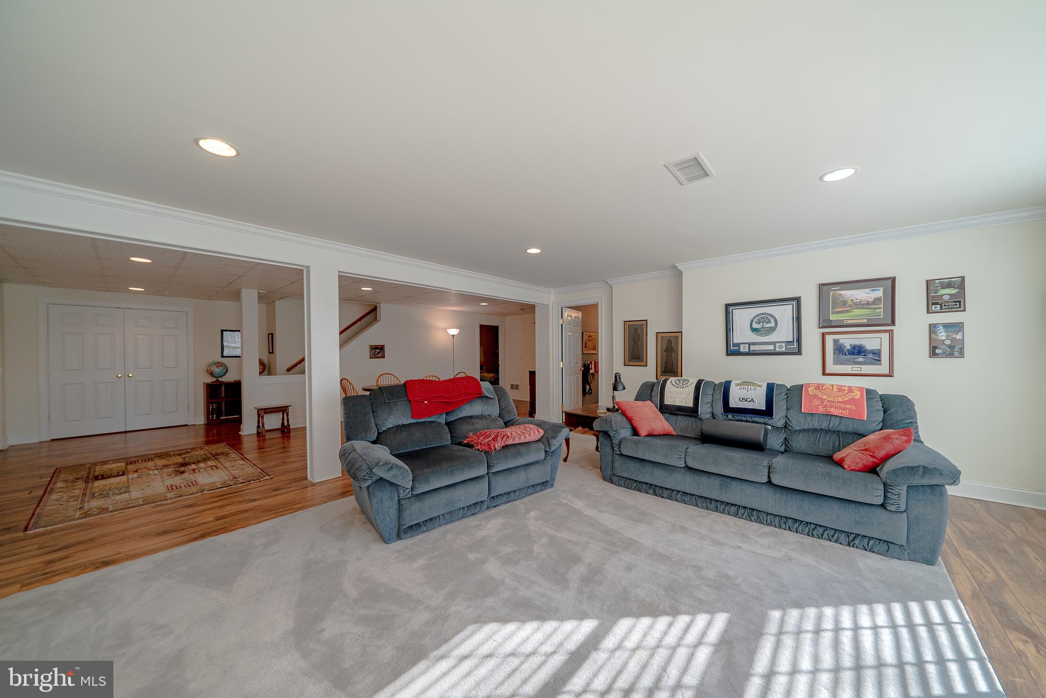 WHITFORD HILLS - Residential