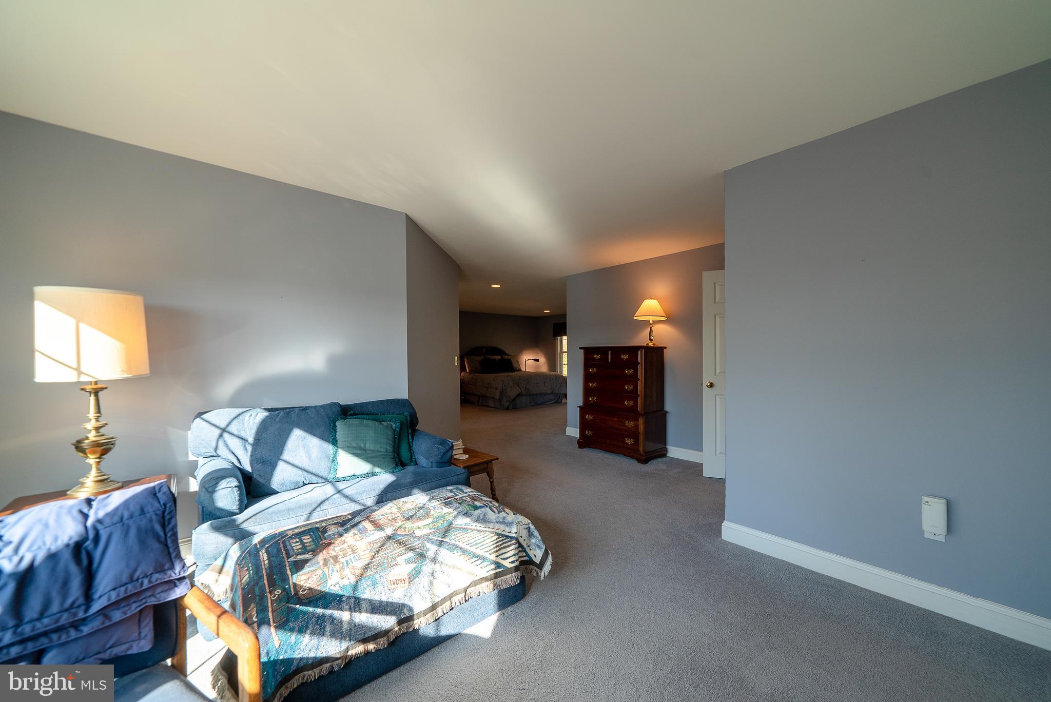 WHITFORD HILLS - Residential