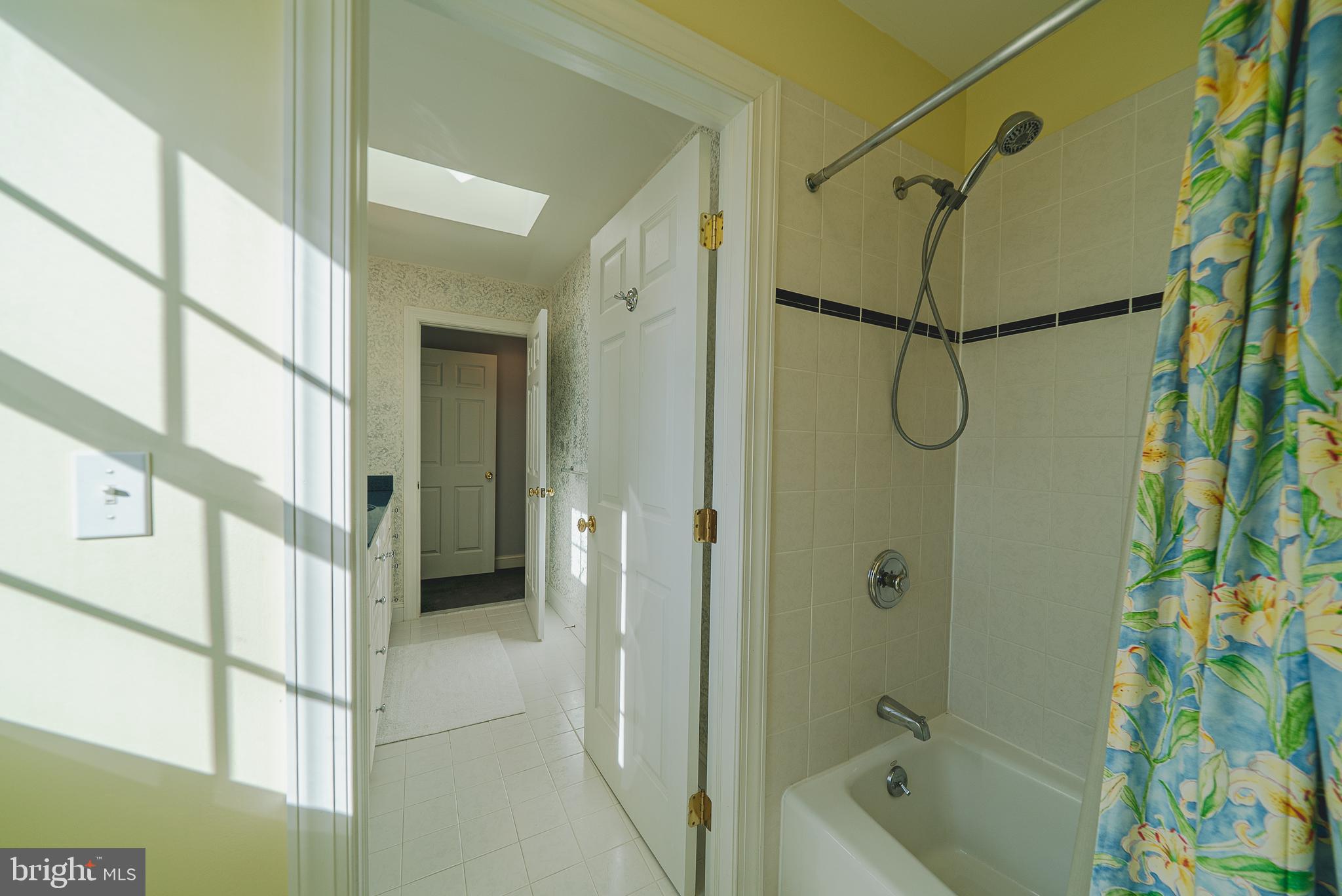 WHITFORD HILLS - Residential