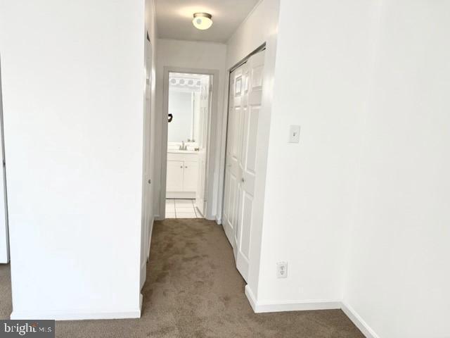 TREETOP CONDO - Residential