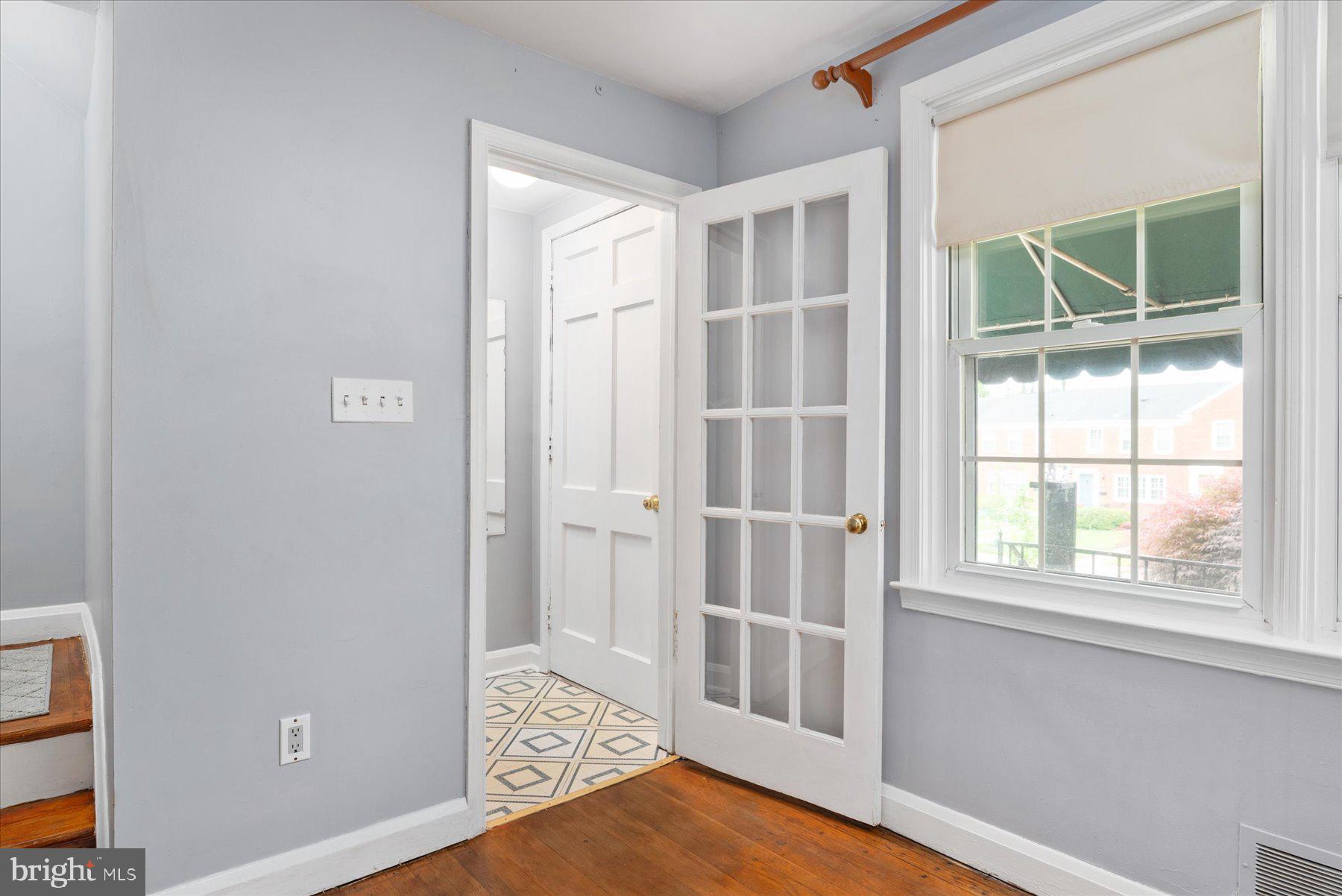 LOCH RAVEN MANOR - Residential