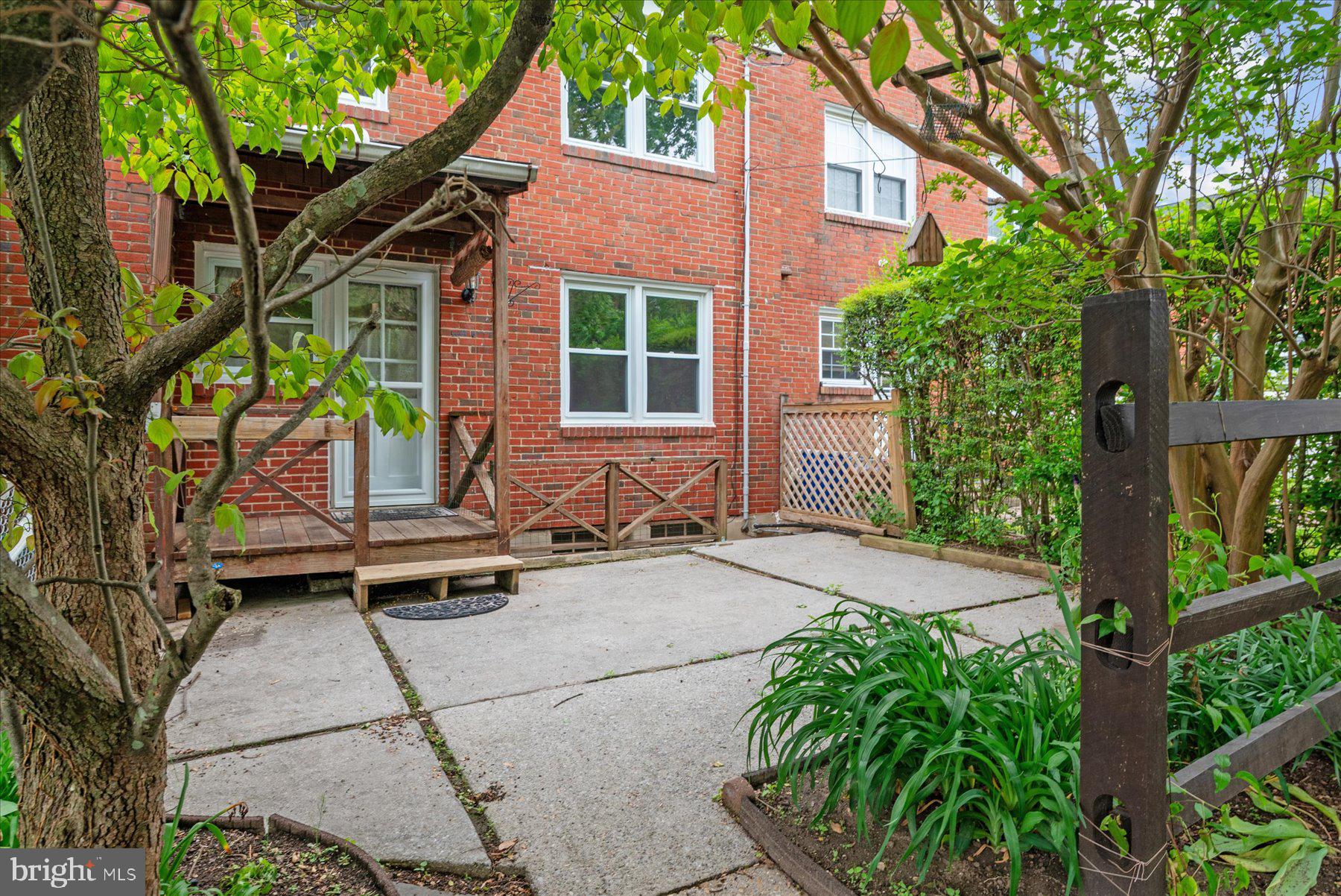 LOCH RAVEN MANOR - Residential