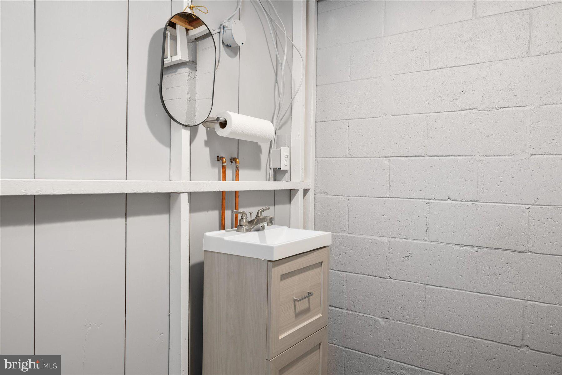 LOCH RAVEN MANOR - Residential