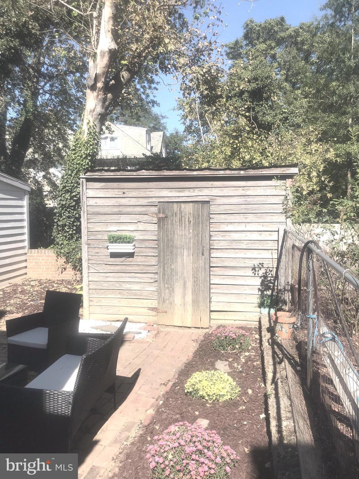 HISTORIC DISTRICT - Residential Lease