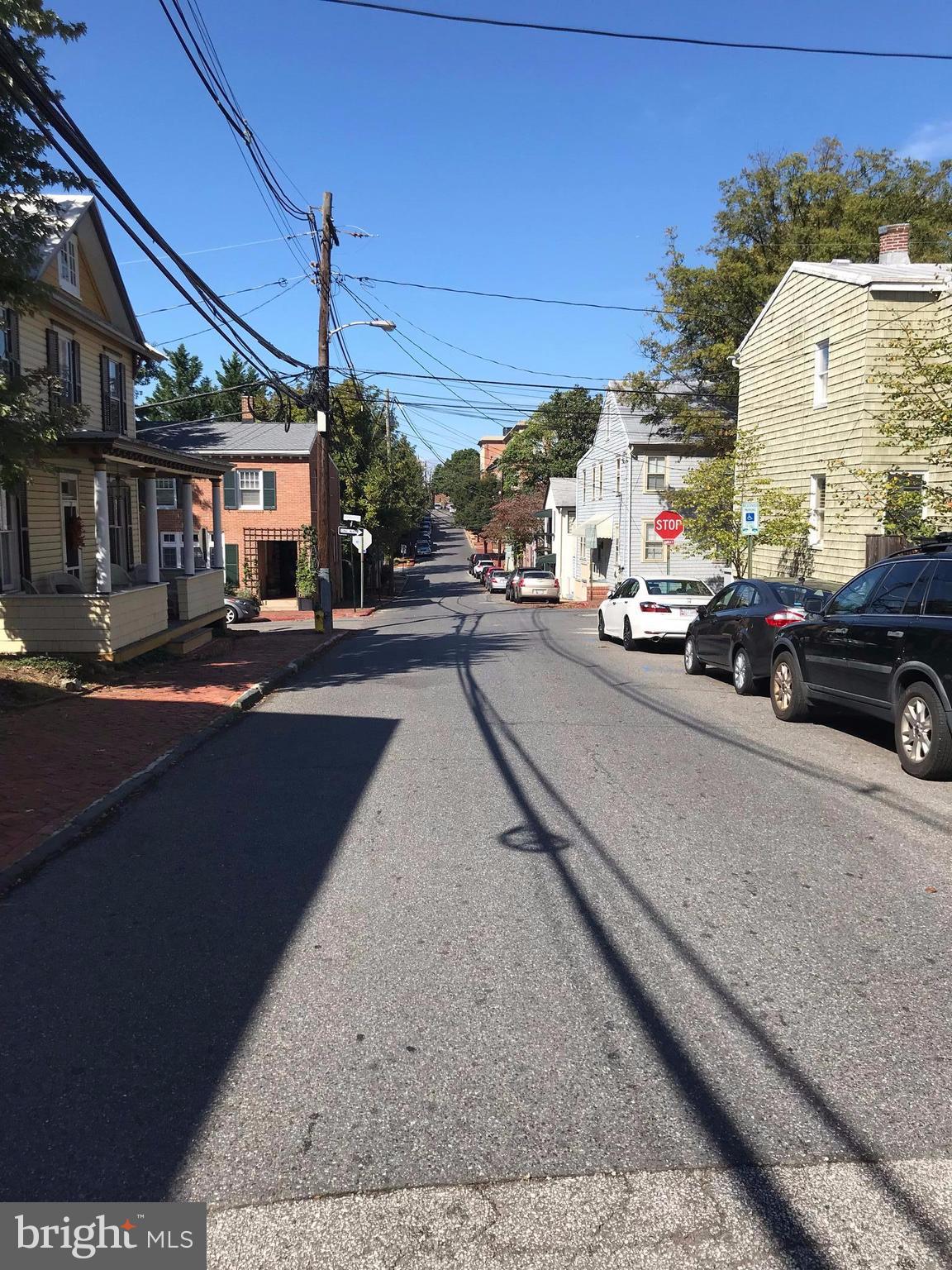 HISTORIC DISTRICT - Residential Lease