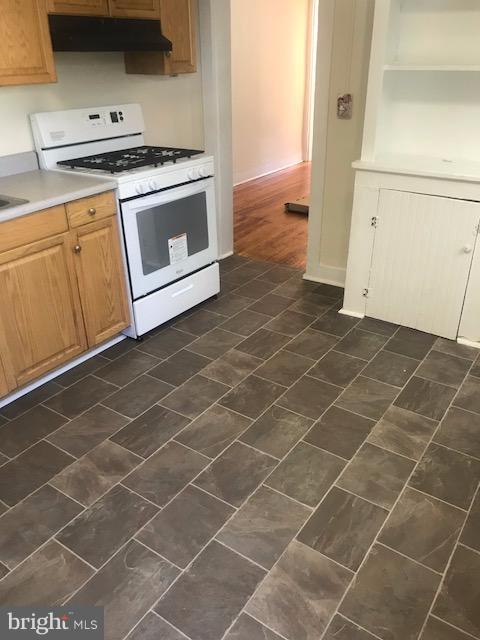 HISTORIC DISTRICT - Residential Lease