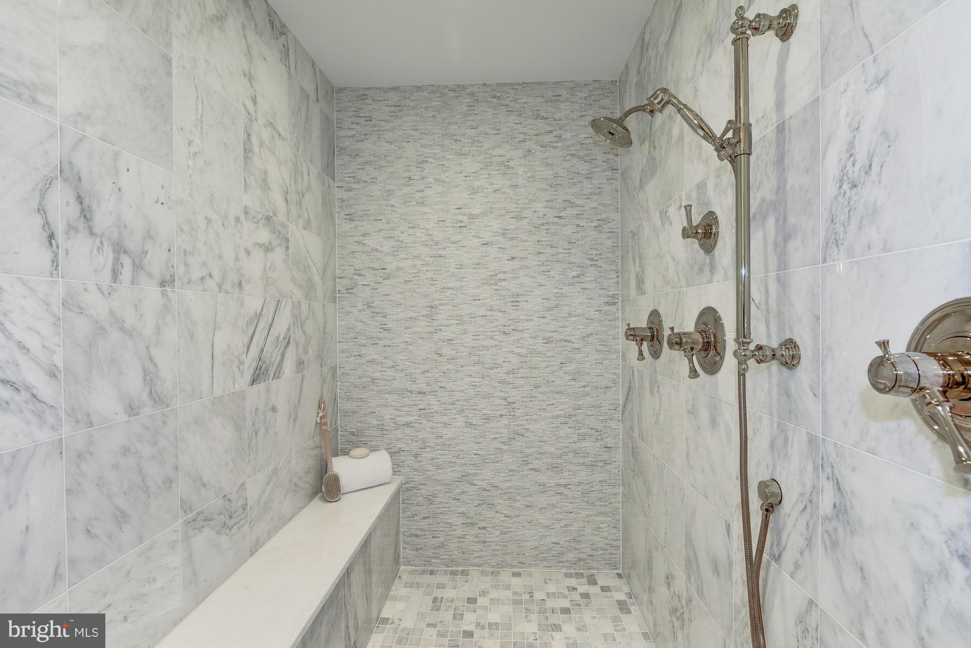 FRANKLIN FOREST - Residential