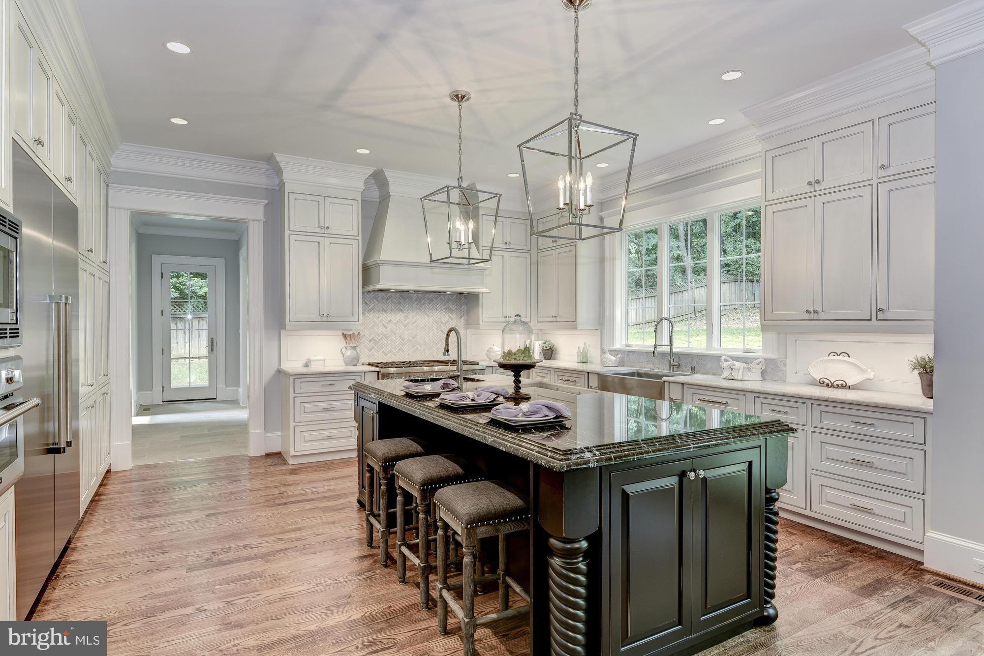 FRANKLIN FOREST - Residential