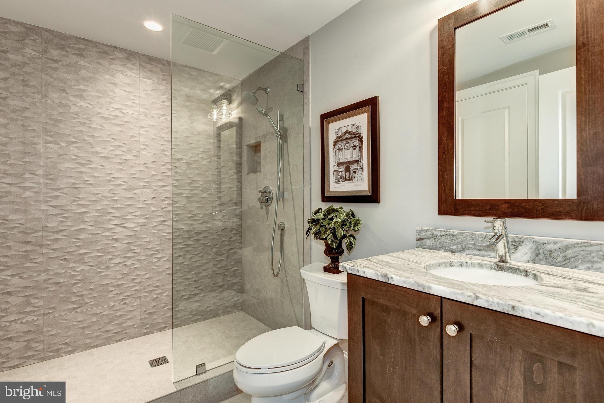 FRANKLIN FOREST - Residential