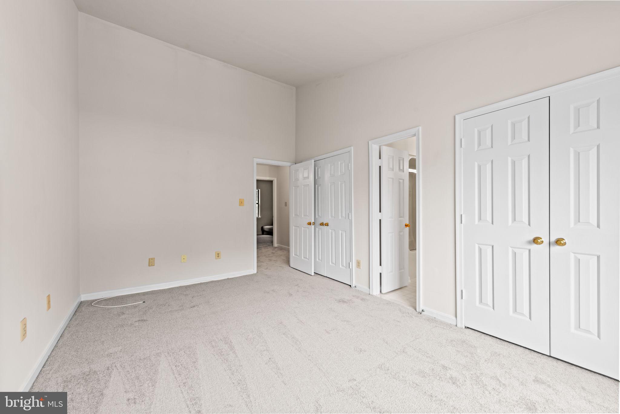 WESTBURY OAKS - Residential