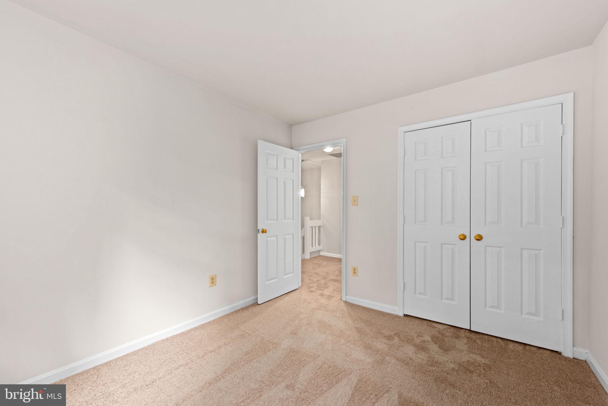 WESTBURY OAKS - Residential