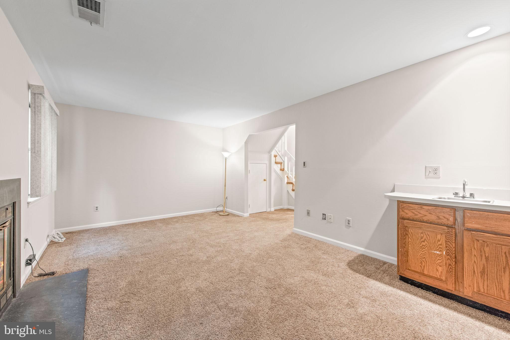 WESTBURY OAKS - Residential