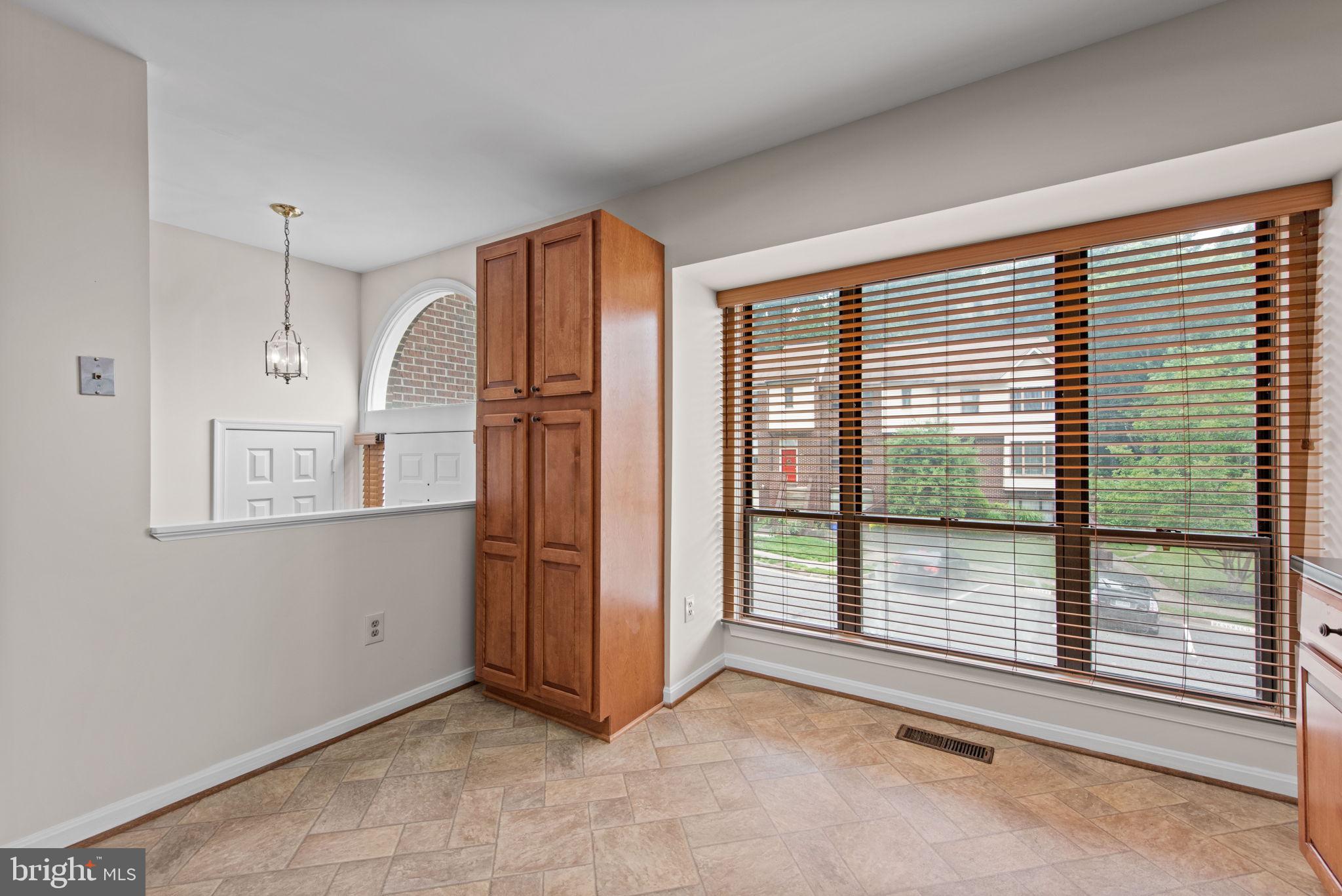 WESTBURY OAKS - Residential