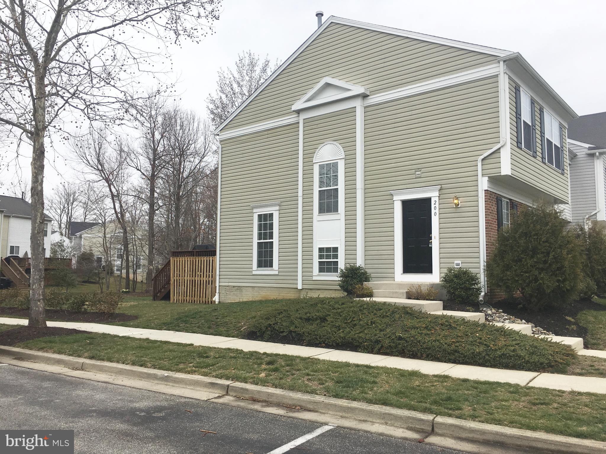 SOUTH RIVER COLONY - Residential